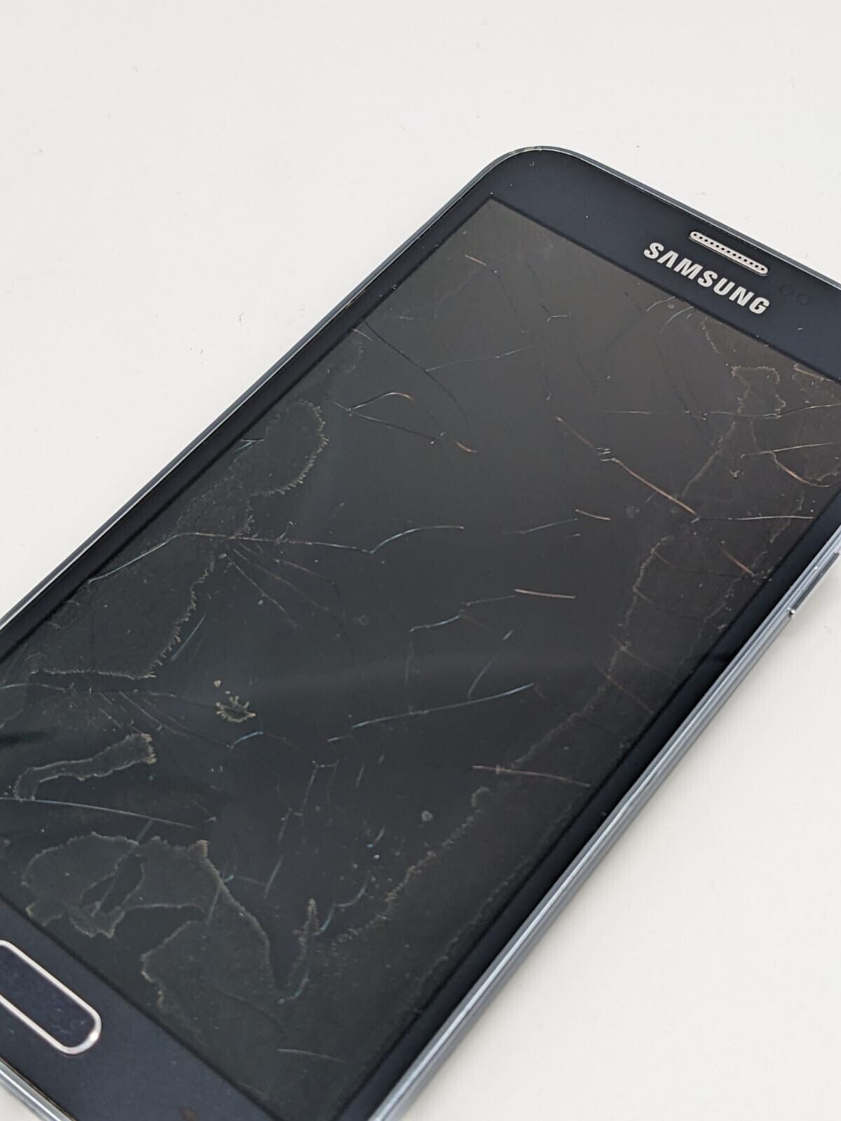 Samsung Galaxy S5 NEO SM-G903F Schwarz | DEFEKT | TEILESPENDER