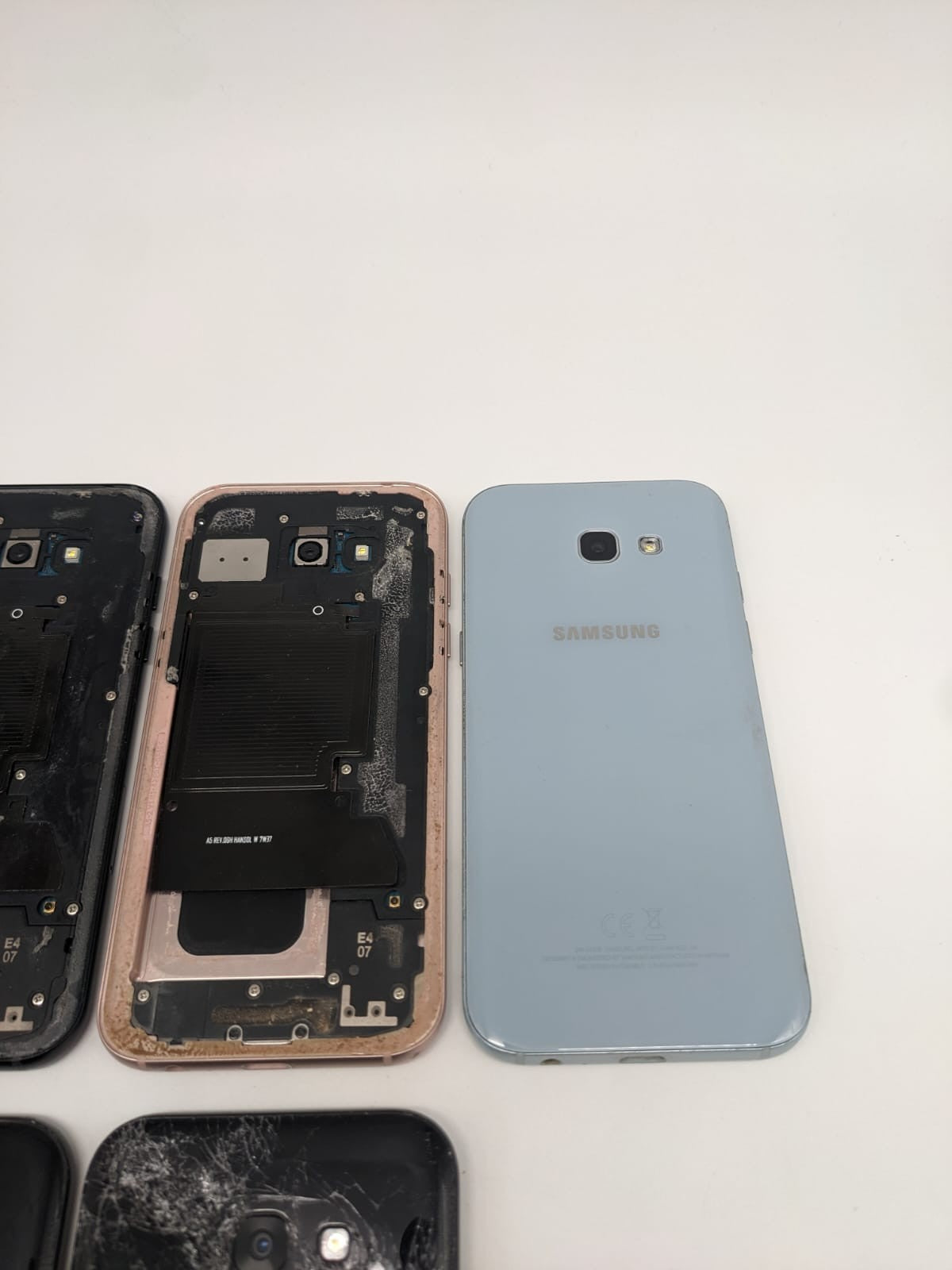 6x Samsung Galaxy A5 SM-A520F Teilespender Ersatzteile Konvolut Sammlung