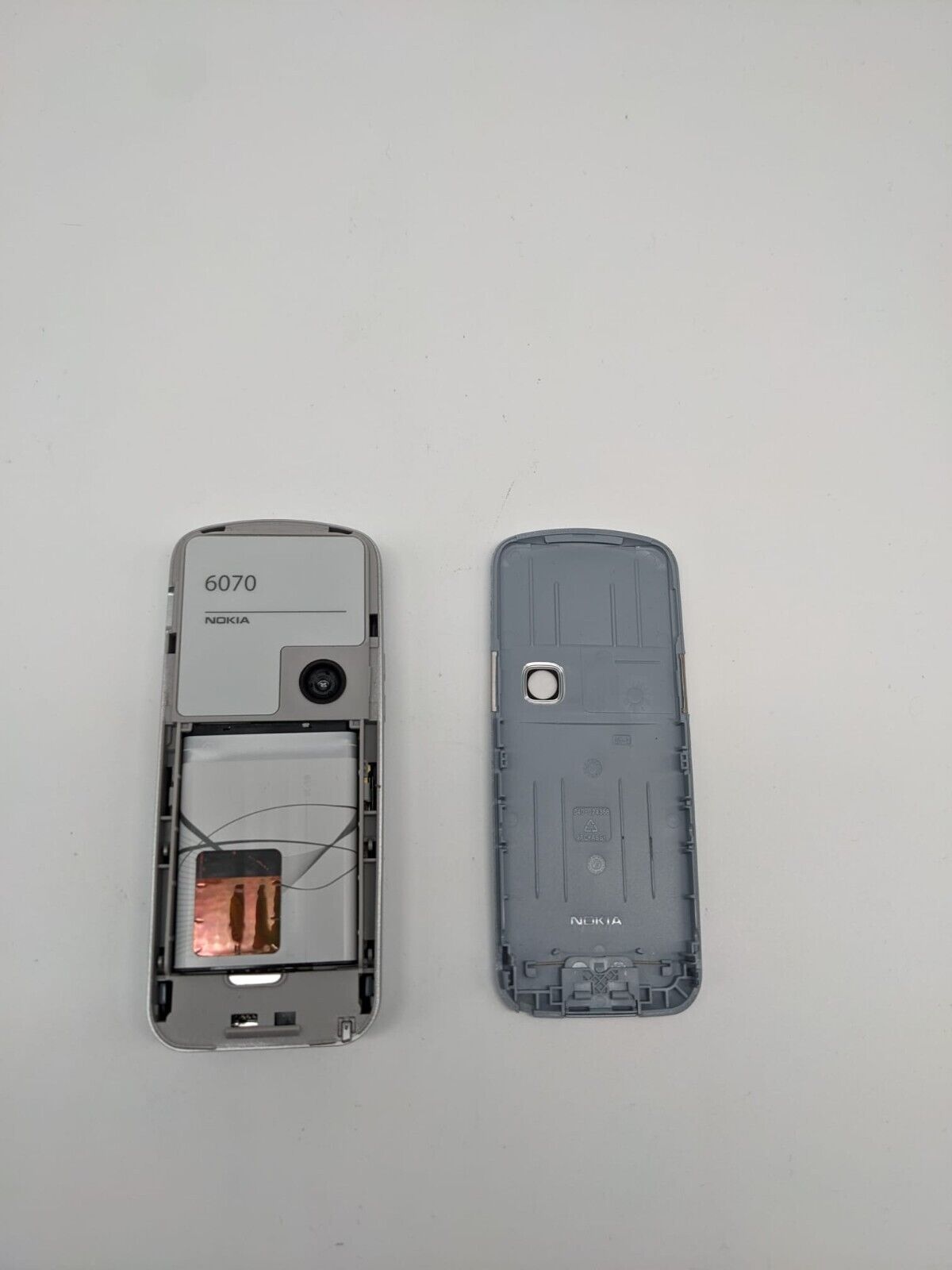 Nokia 6070 Silber Retro Handy Vintage T-Mobile UNGETESTET 