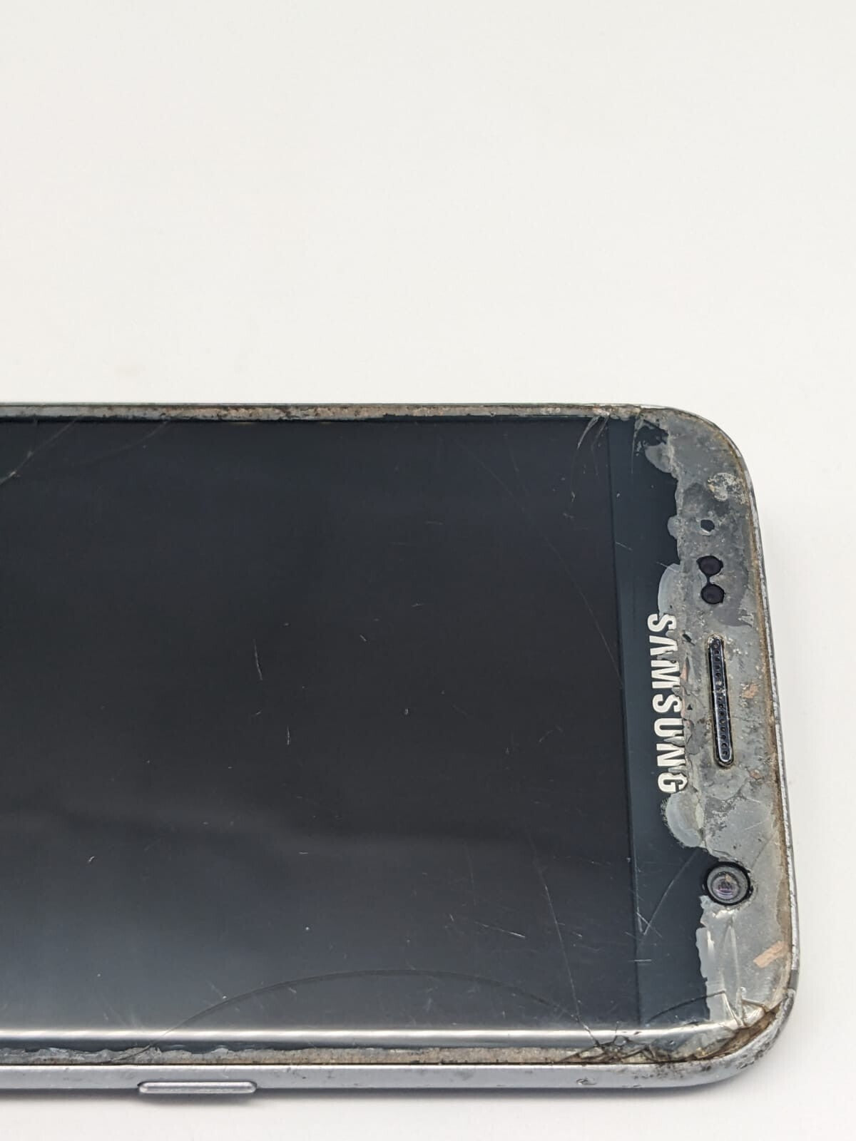 Samsung Galaxy S7 SM-G930T Schwarz Teilespender | LÄDT/STARTET NICHT