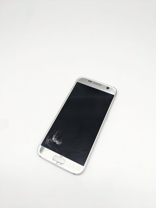 Samsung Galaxy S7 SM-G930F Silber | LÄDT/STARTET NICHT
