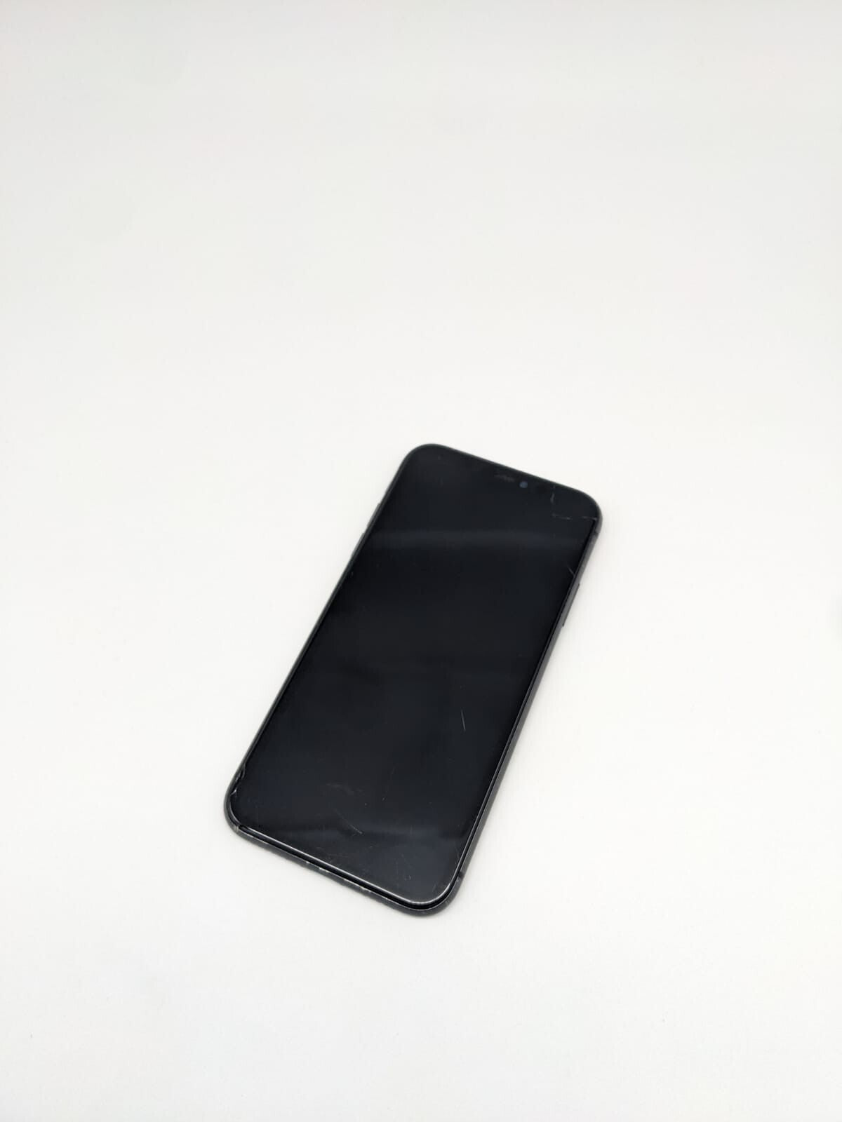 Apple Iphone 11 A2221 Schwarz Ersatzteile Teilespender | DEFEKT