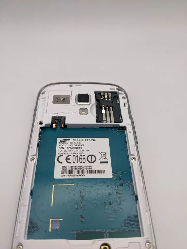 Samsung Galaxy S DUOS  GT-S7562 ohne Akku defekt 