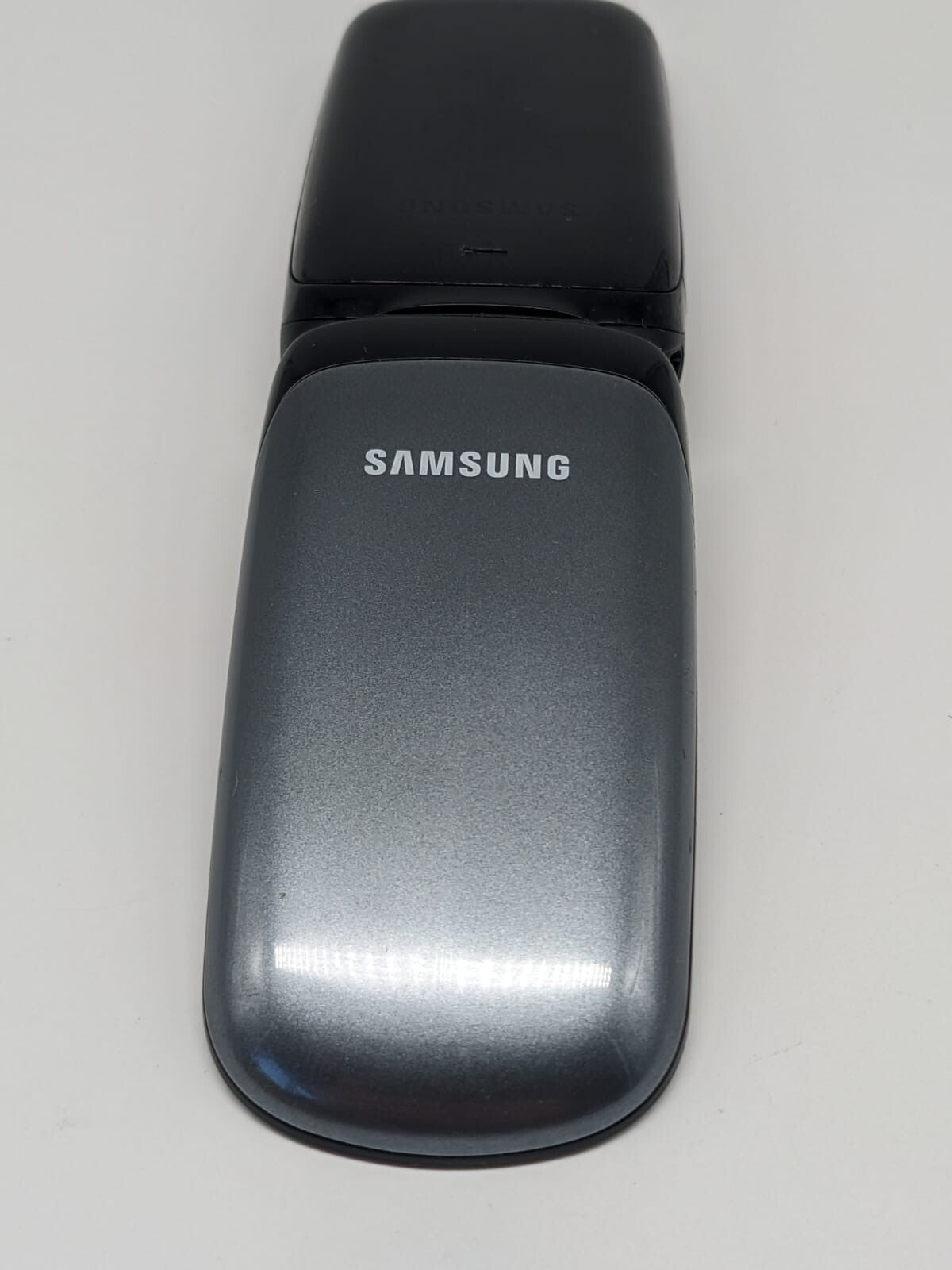 Samsung GT-E1150i Silber Handy Klapphandy | OHNE SIMLOCK