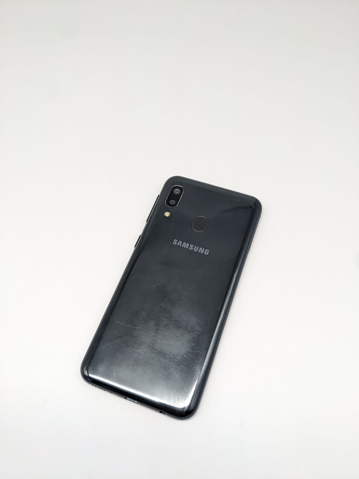 Samsung Galaxy A20e 32GB Dual-Sim Schwarz | OHNE SIMLOCK