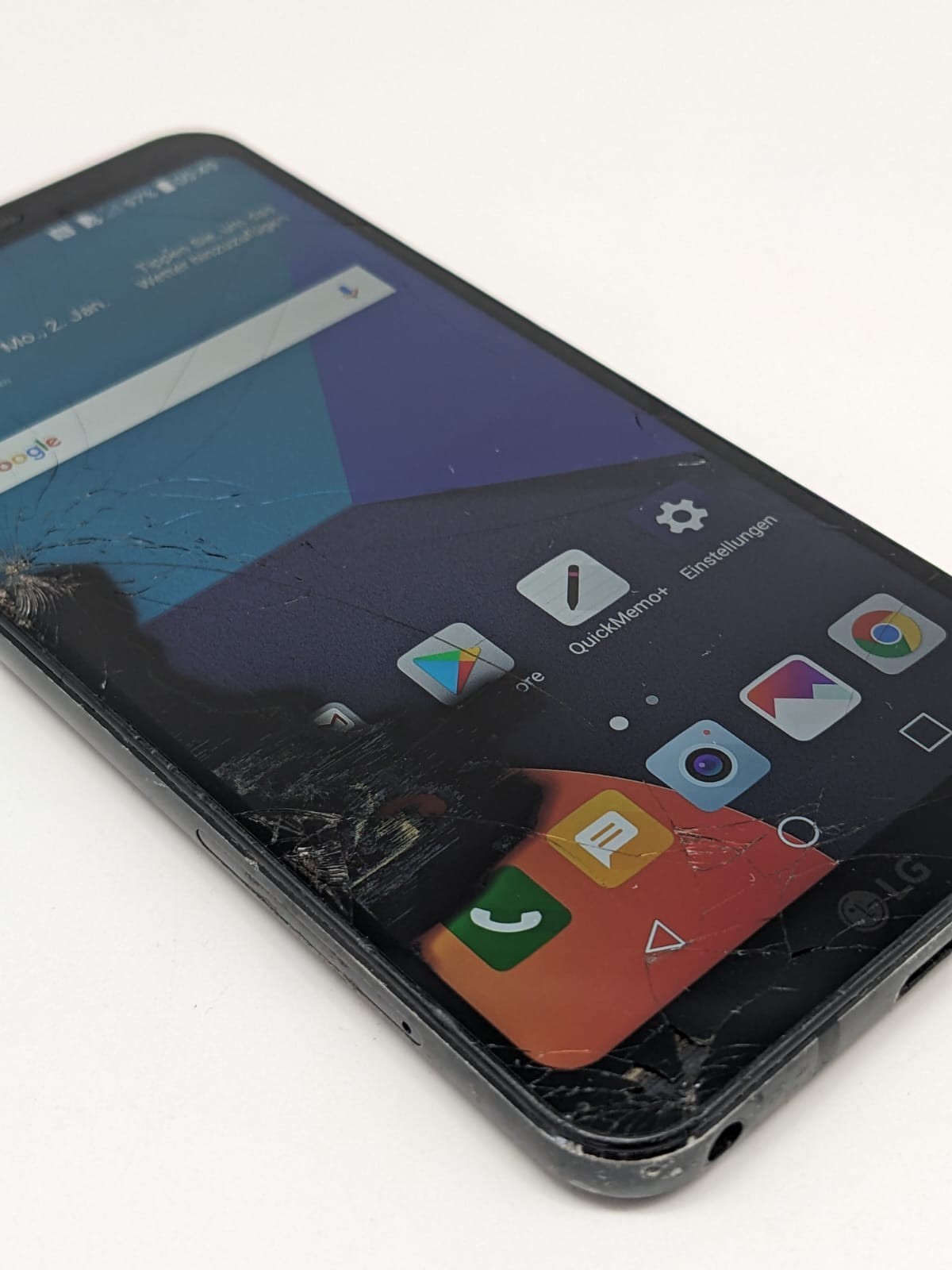 LG Q6 Schwarz Smartphone | DISPLAY-TEILDEFEKT | OHNE SIMLOCK