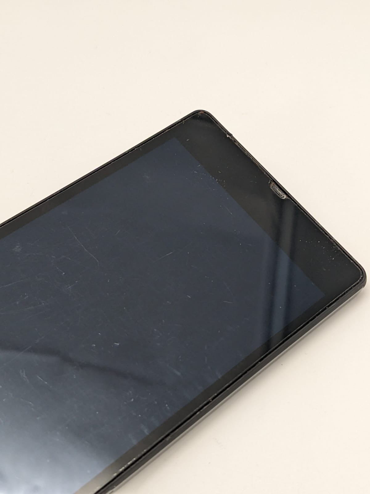 Sony Xperia Z Smartphone C6603 Schwarz | SIMSLOT DEFEKT