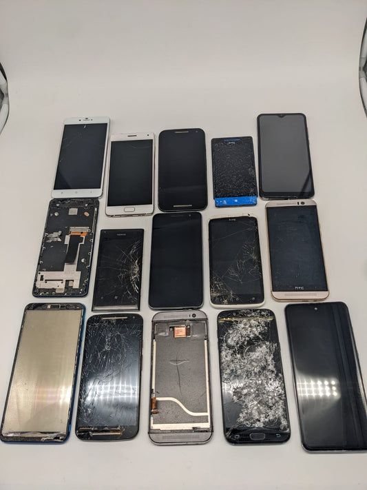 15x Smartphone Teilespender Ersatzteile Konvolut Sammlung Restposten