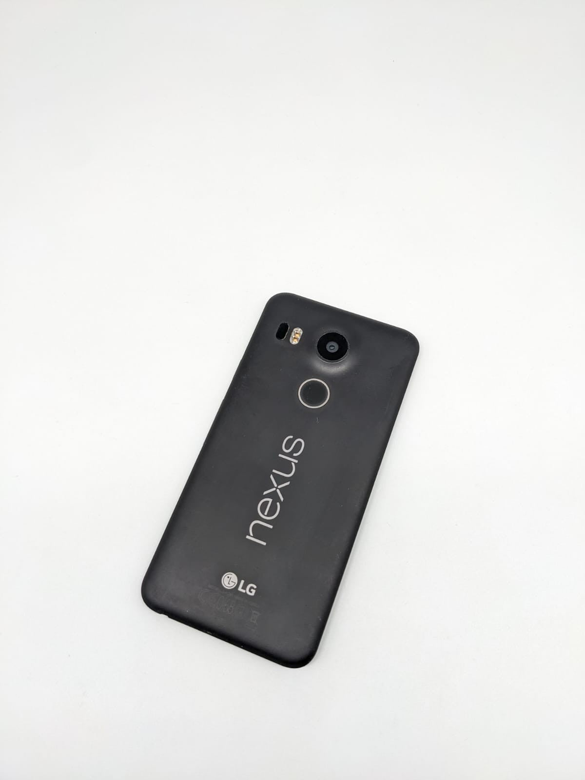 LG Google Nexus 5X 32 GB Schwarz Smartphone | OHNE SIMLOCK | DISPLAYRISSE