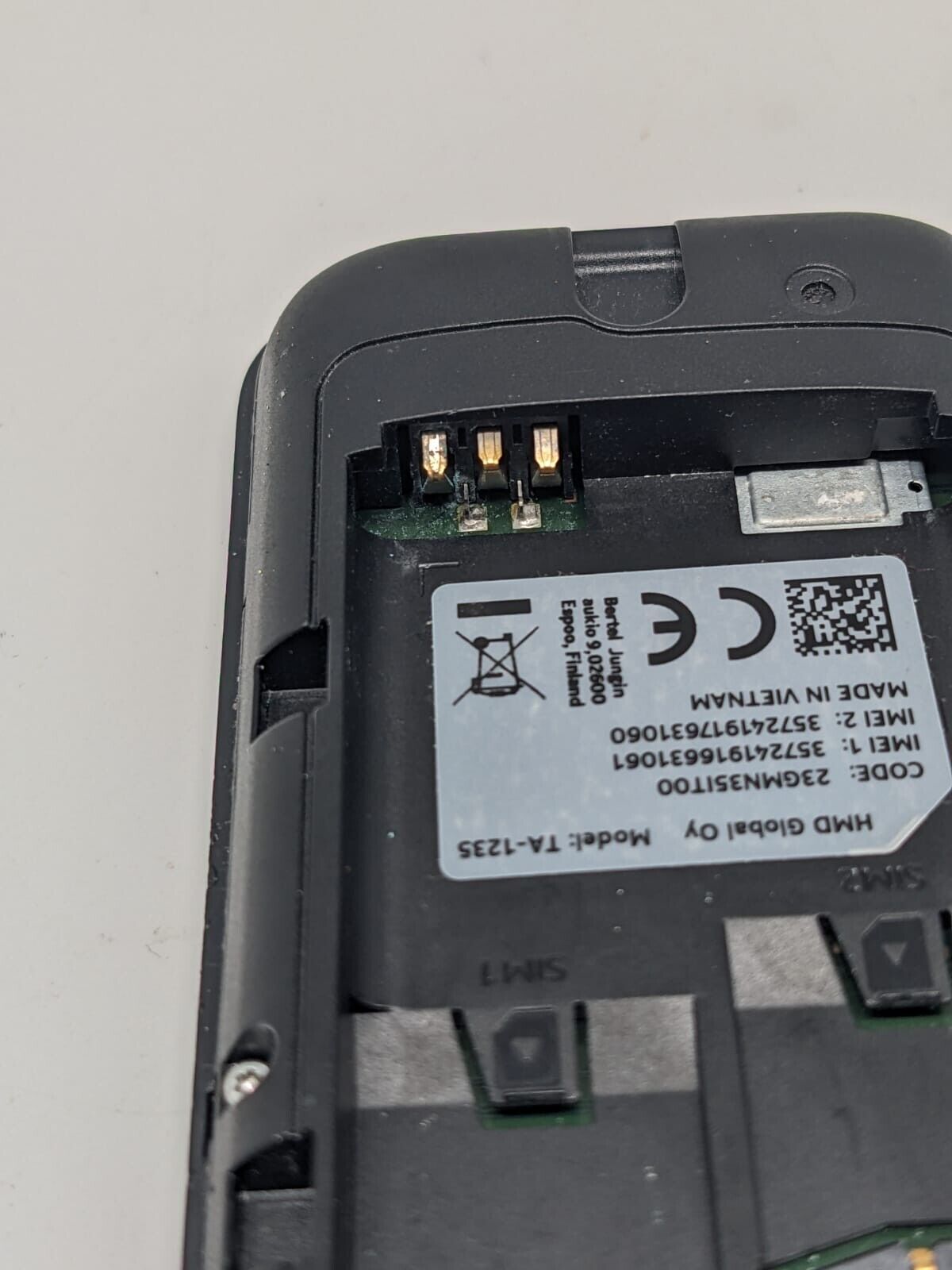 Nokia 150 Dual SIM TA-1235 Schwarz Teilespender Bastler | LÄDT/STARTET NICHT