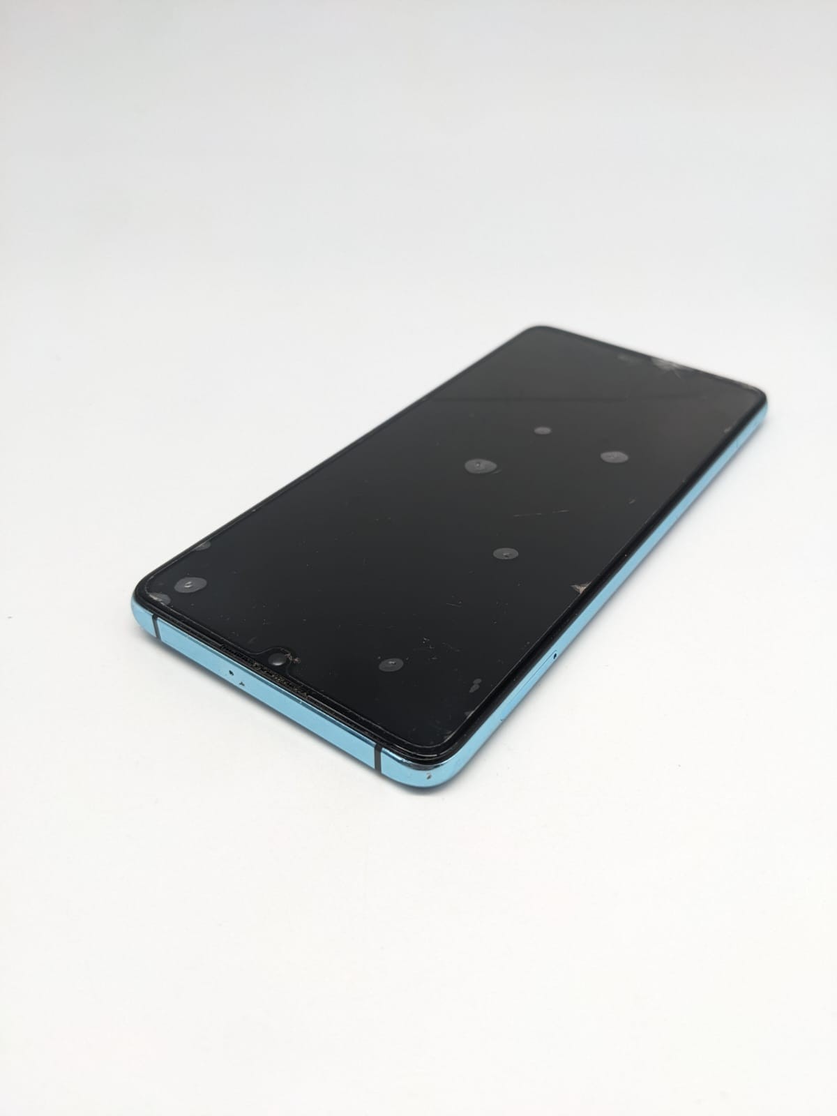 Huawei P30 ELE-L29 Smartphone Blau Teilespender | LÄDT/STARTET NICHT