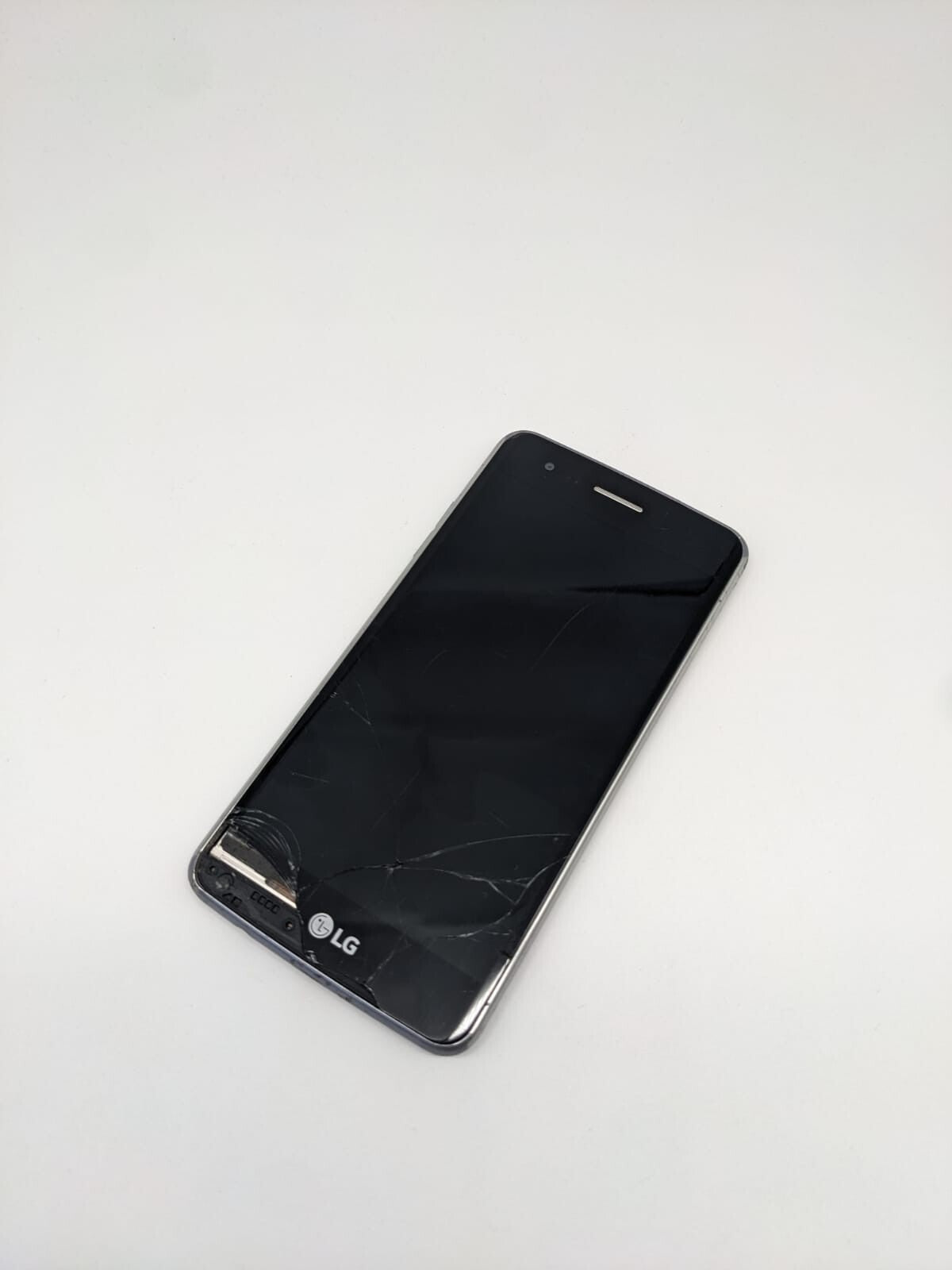 LG K8 2017 Grau LG-M200N Smartphone | OHNE AKKU | DISPLAYDEFEKT