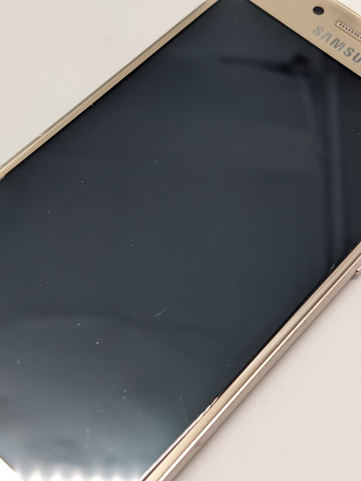 Samsung Galaxy A3 Gold Teilespender | UNGETESTET | OHNE AKKU