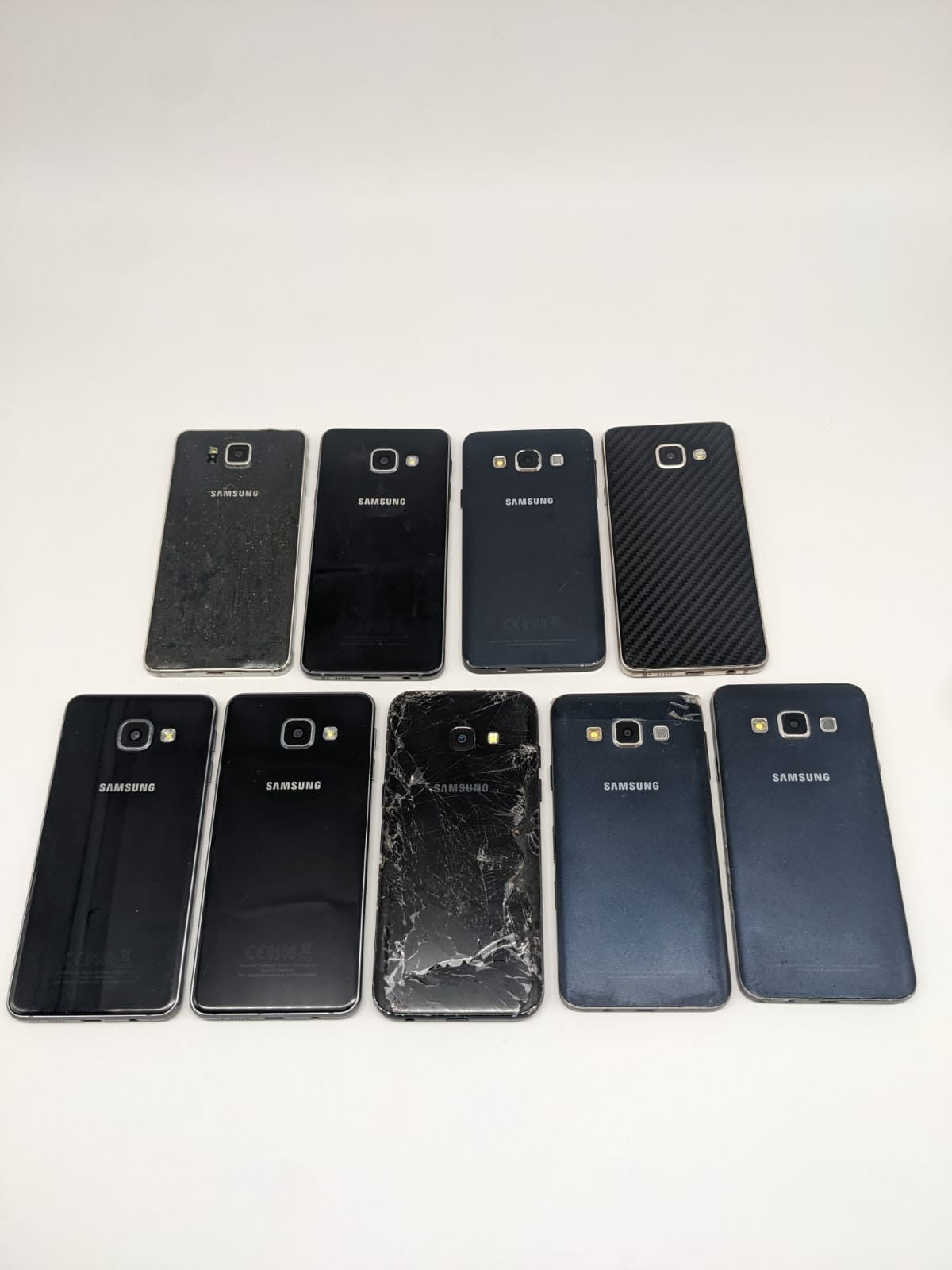 9x Samsung Galaxy A3 Teilespender Ersatzteile Konvolut Sammlung