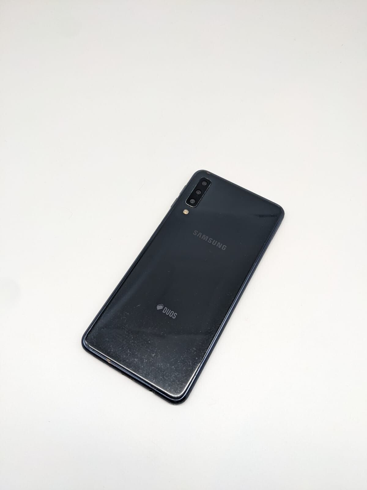 Samsung Galaxy A7 2018 SM-A750FN/DS Teilespender | LÄDT/STARTET NICHT