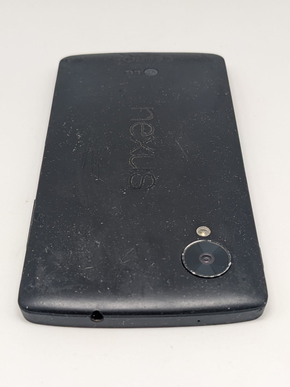 LG Google Nexus 5 Schwarz Smartphone | OHNE SIMLOCK