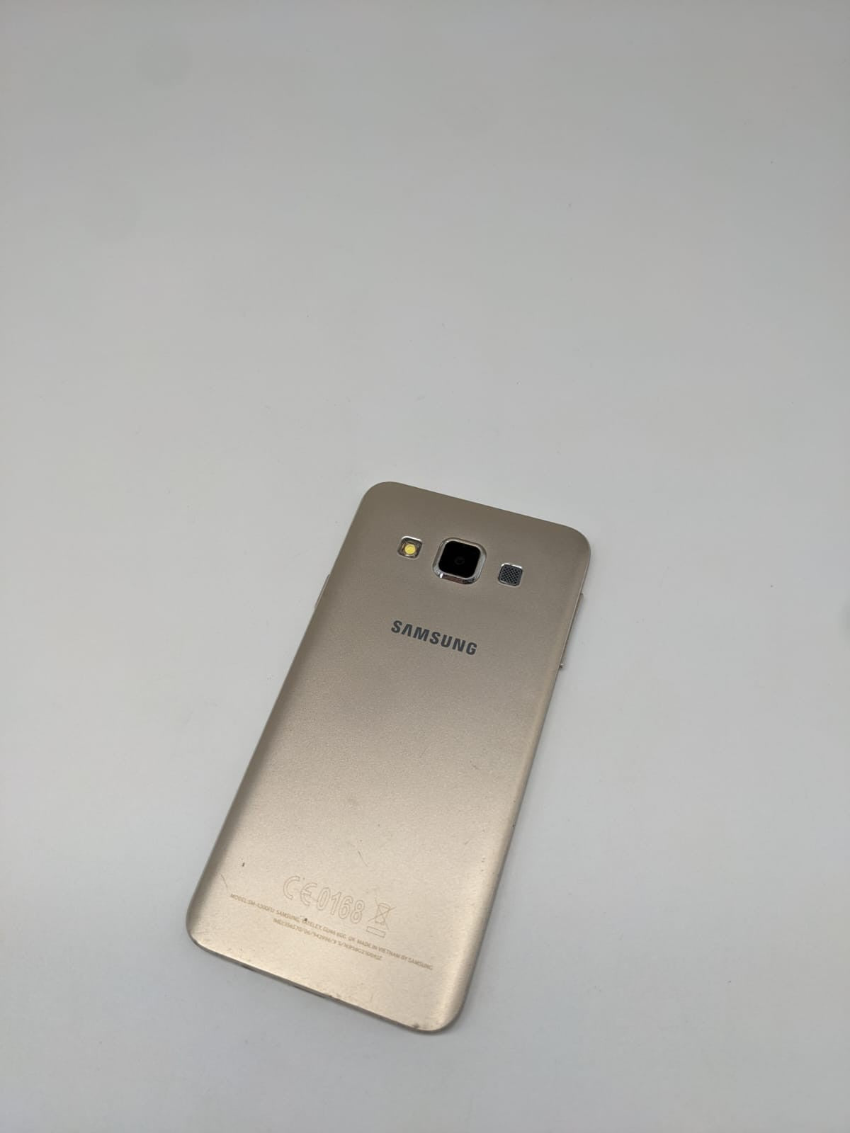 Samsung Galaxy A3 SM-A300FU Gold Smartphone | OHNE SIMLOCK