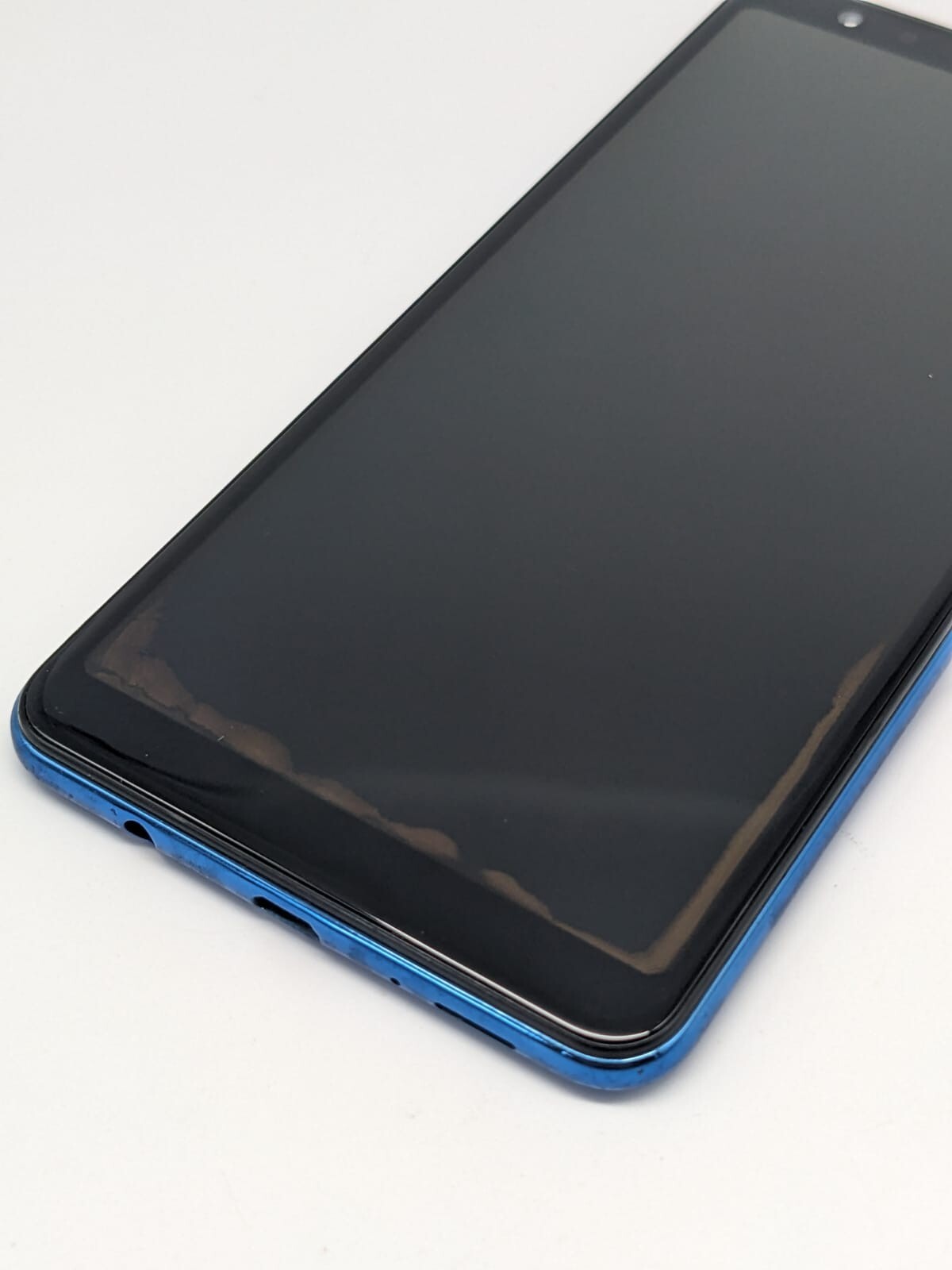 Samsung Galaxy A7 2018 SM-A750FN/DS Teilespender | LÄDT/STARTET NICHT