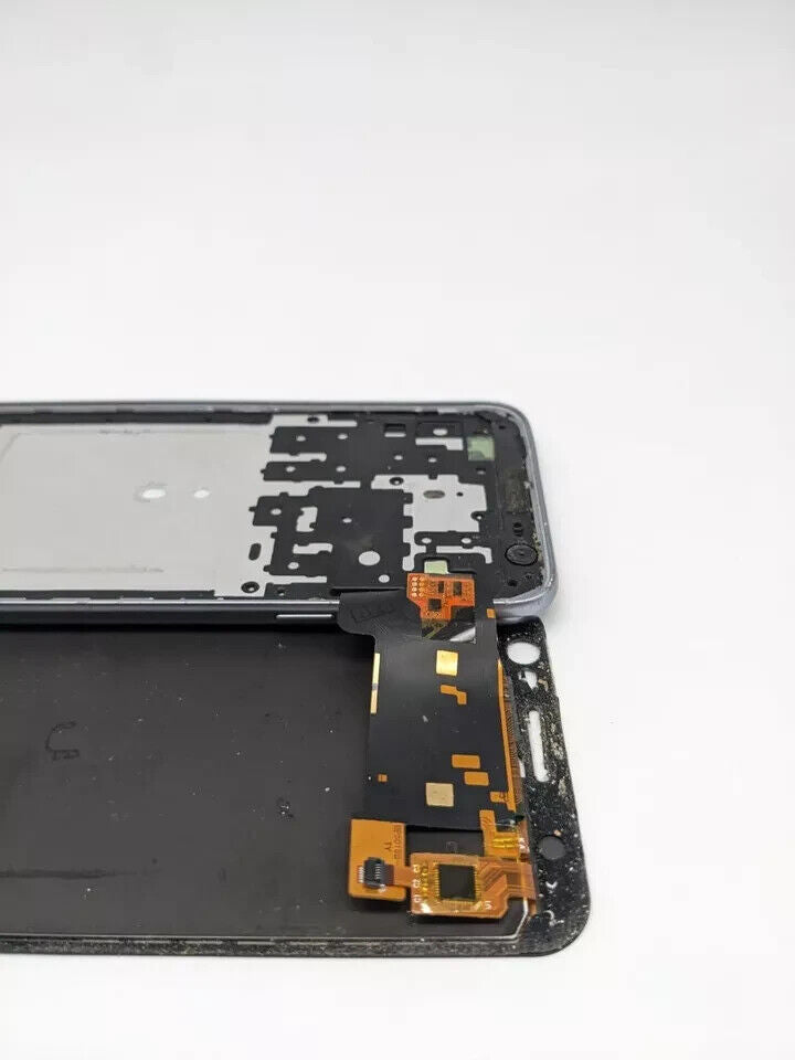 Samsung Galaxy J3 2016 J320F/DS Ersatzteile Teilespender Bastler
