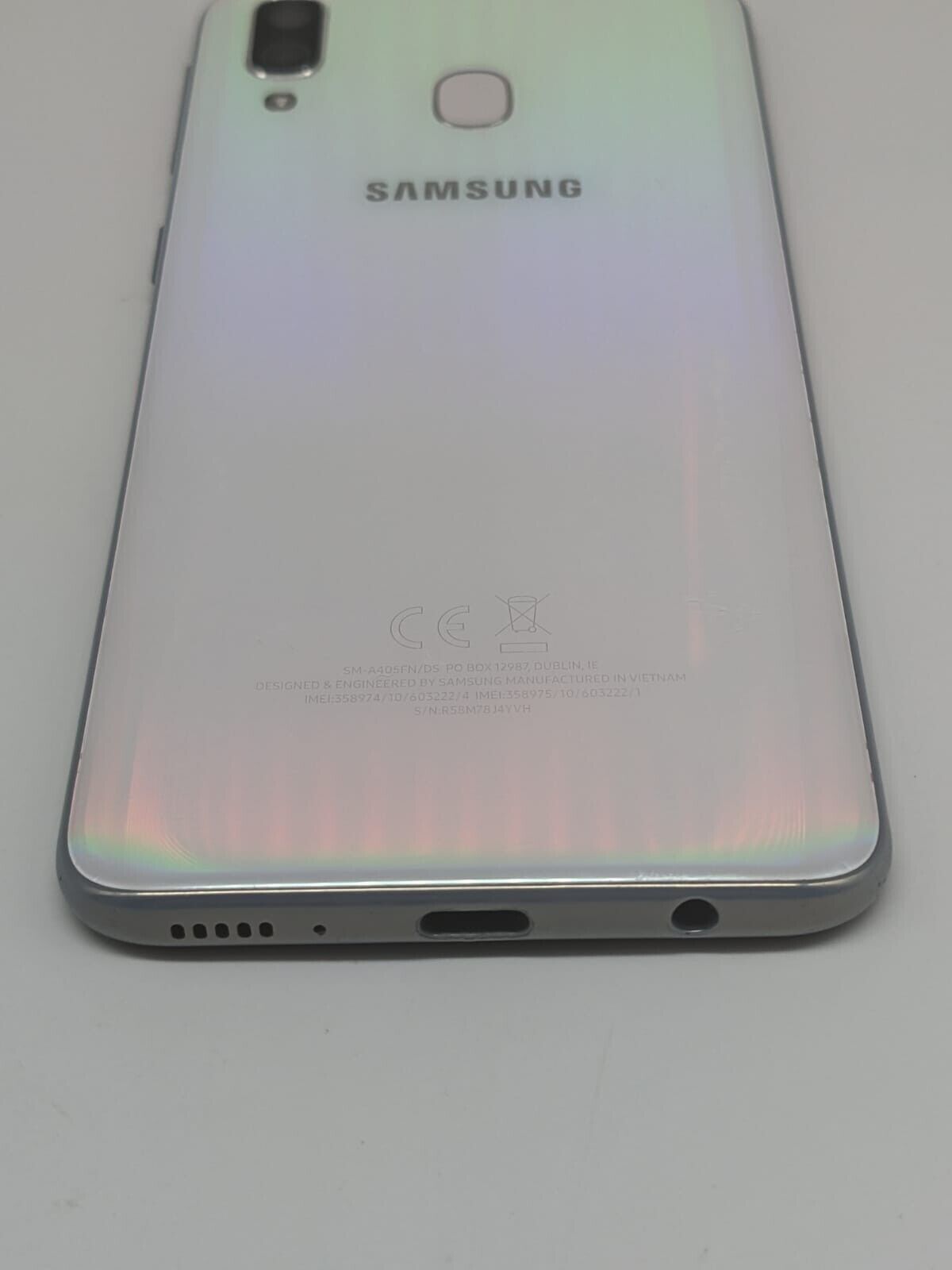 Samsung Galaxy A40 SM-A405FN/DS Weiß Smartphone | LÄDT/STARTET NICHT