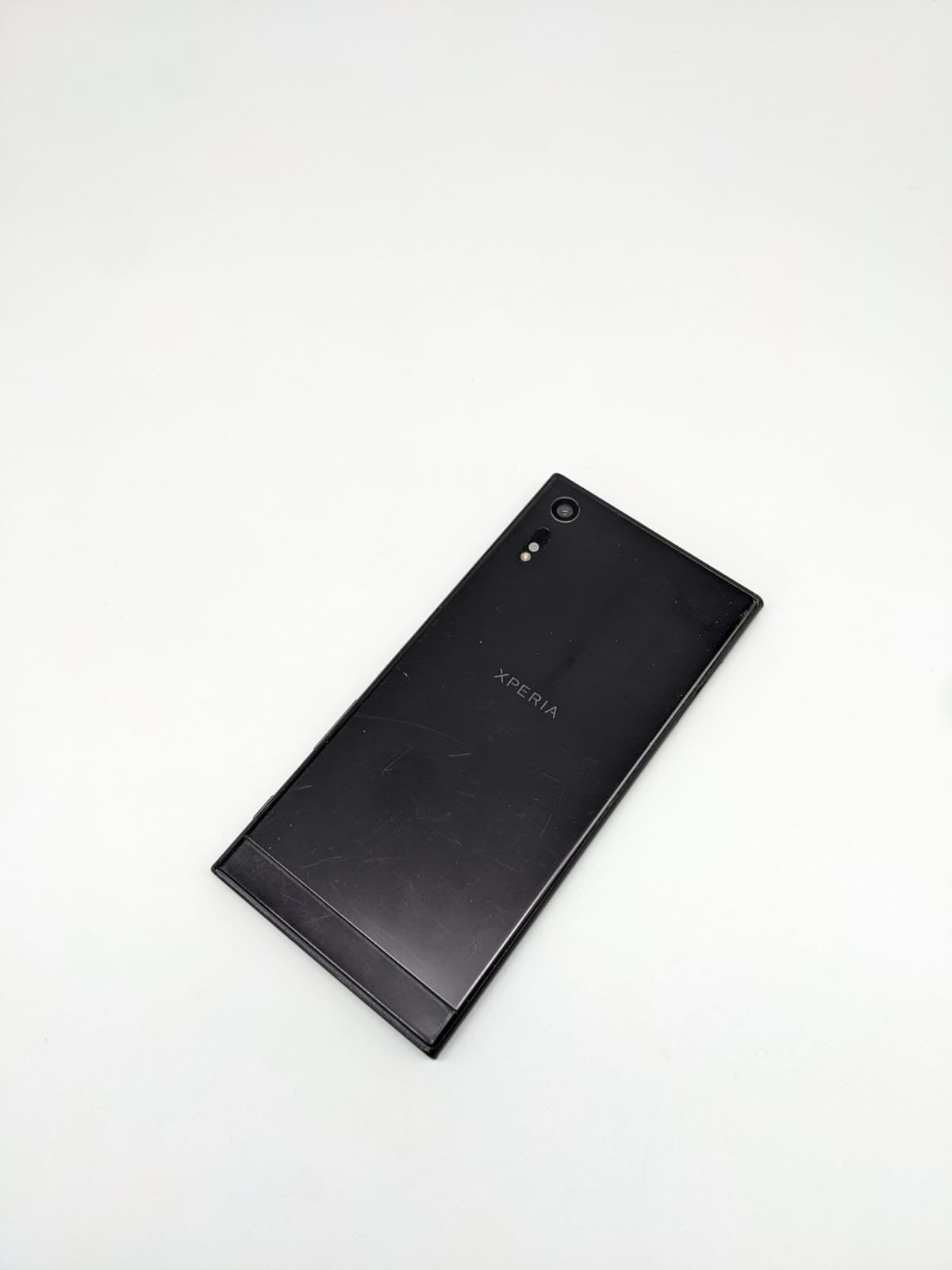Sony Xperia XZ Schwarz Smartphone Teilespender Bastler | LÄDT/STARTET NICHT