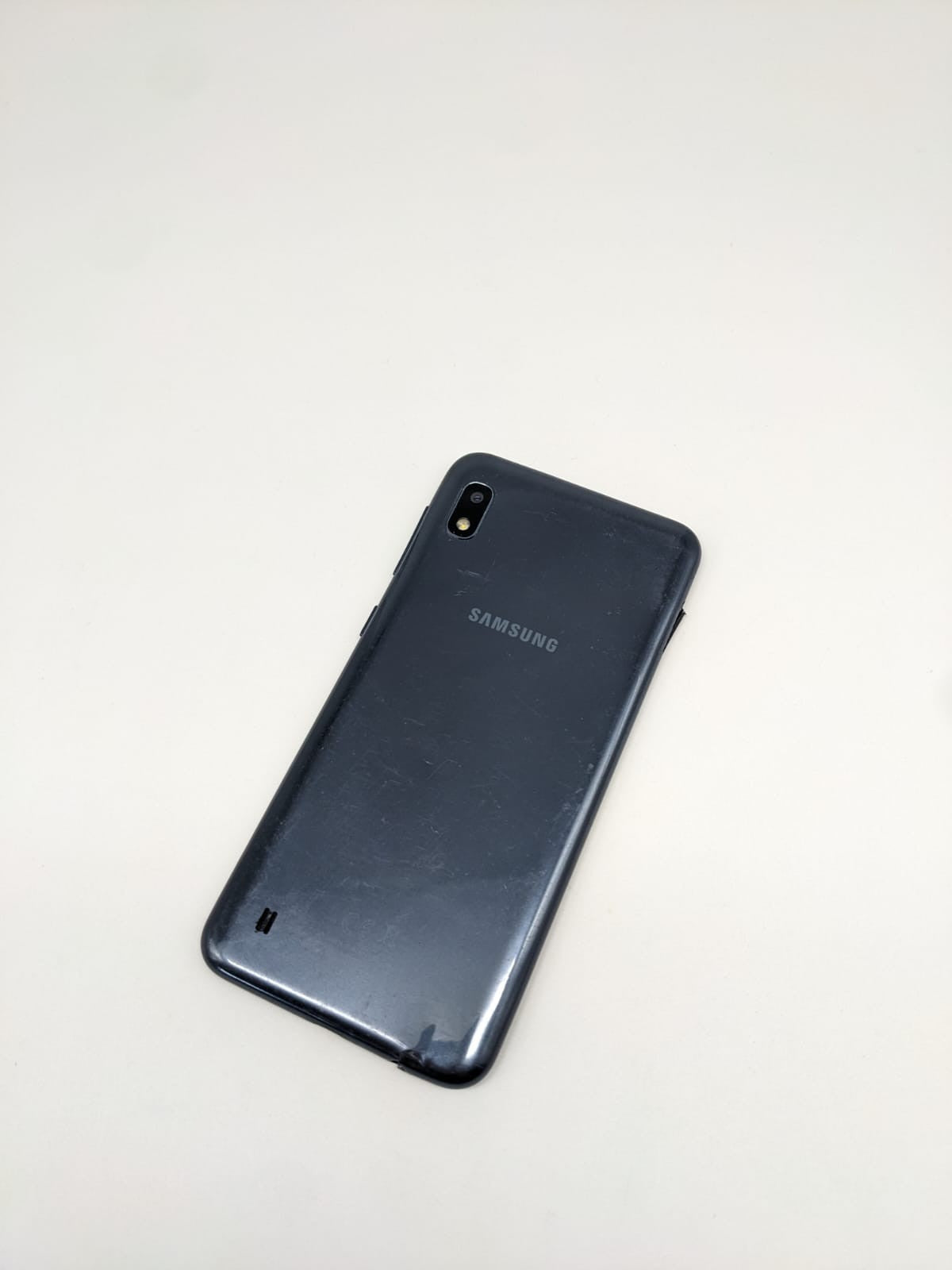Samsung Galaxy A10 SM-A105FN/DS 32GB Smartphone | SIMSLOT FEHLT