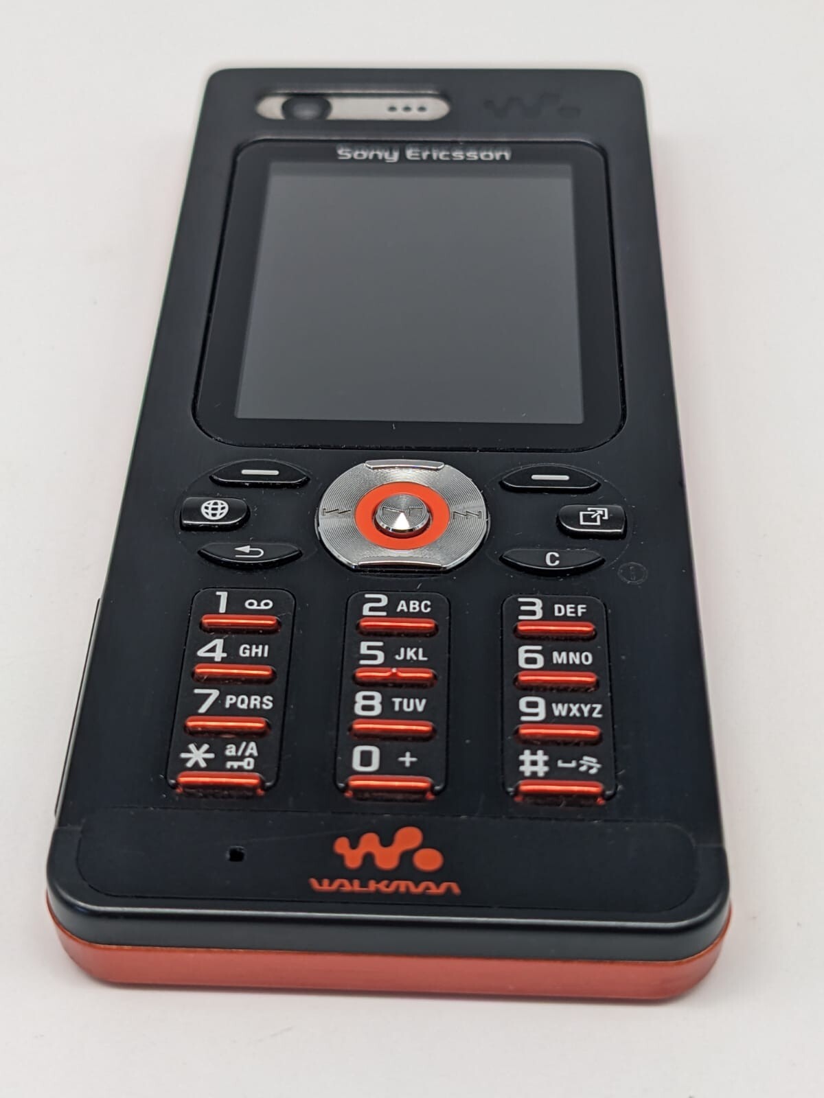 Sony Ericsson W880i Schwarz Handy | OHNE AKKU | OHNE SIMLOCK