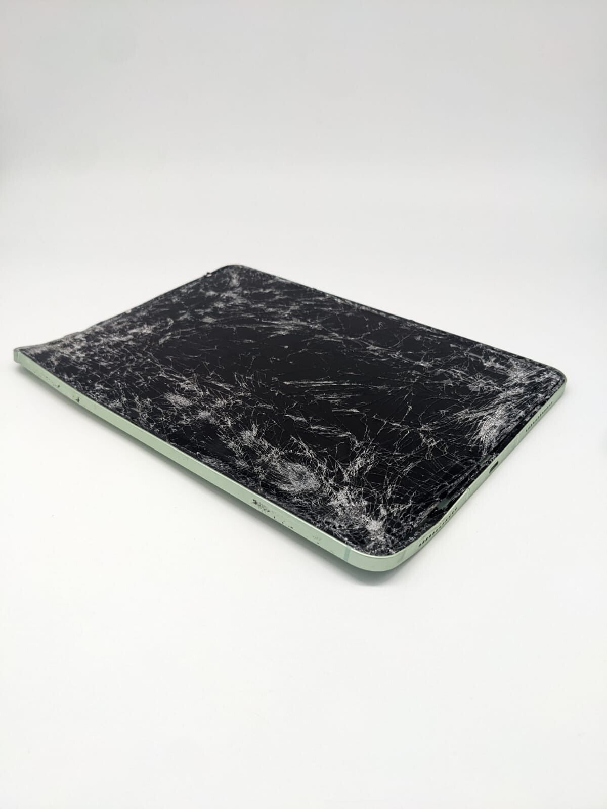 Apple iPad Air 4. Gen  A2072 Silber Teilespender Ersatzteile | STARK BESCHÄDIGT