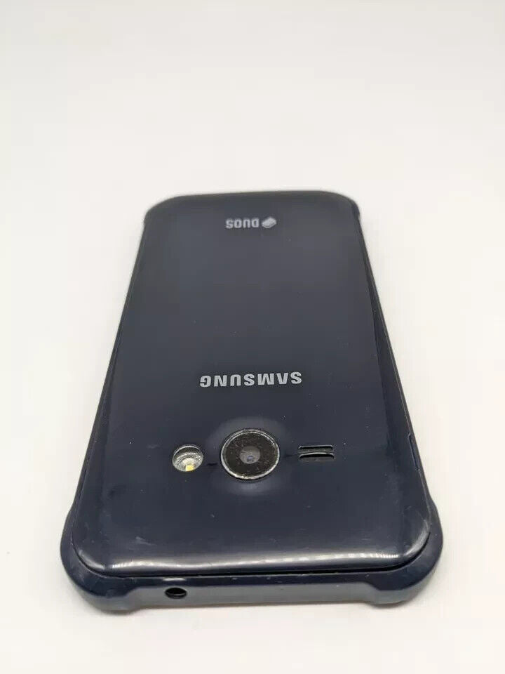 Samsung  Galaxy J1 ACE SM-J110H/DS Schwarz Smartphone | UNGETESTET