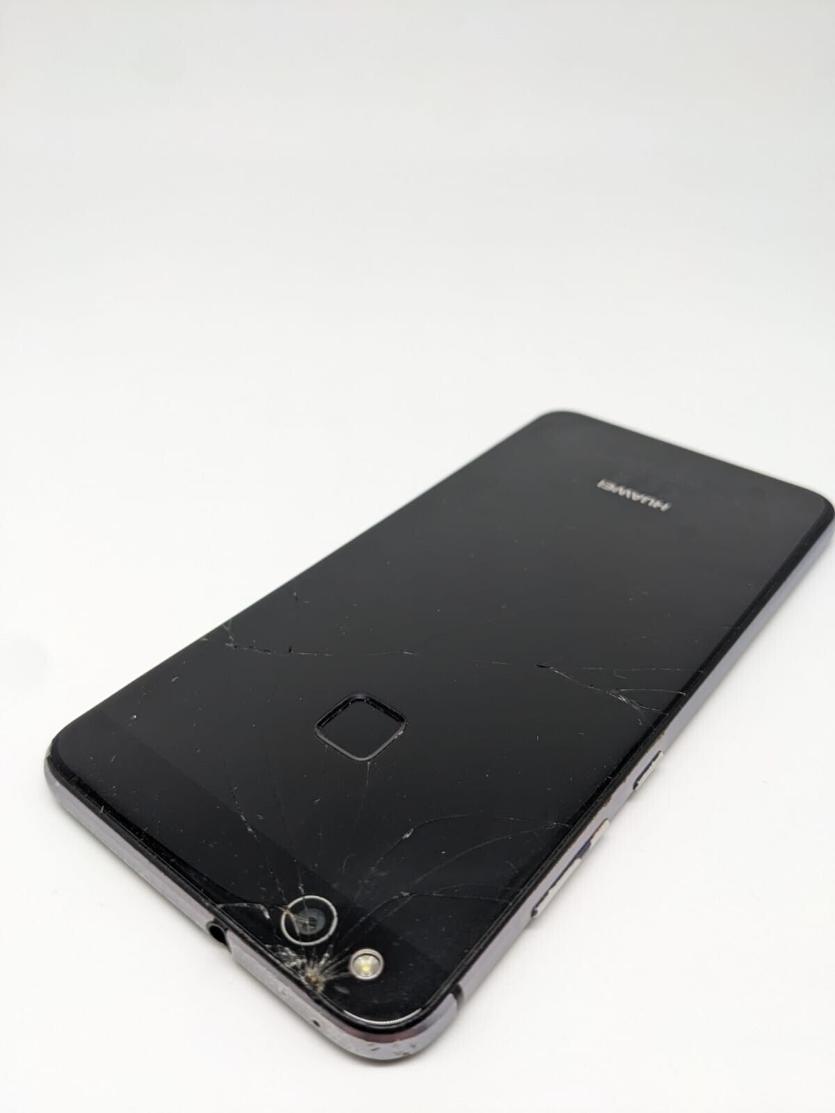 Huawei P10 Lite Schwarz Bastler Smartphone | PIN-SPERRE | DISPLAYRISSE