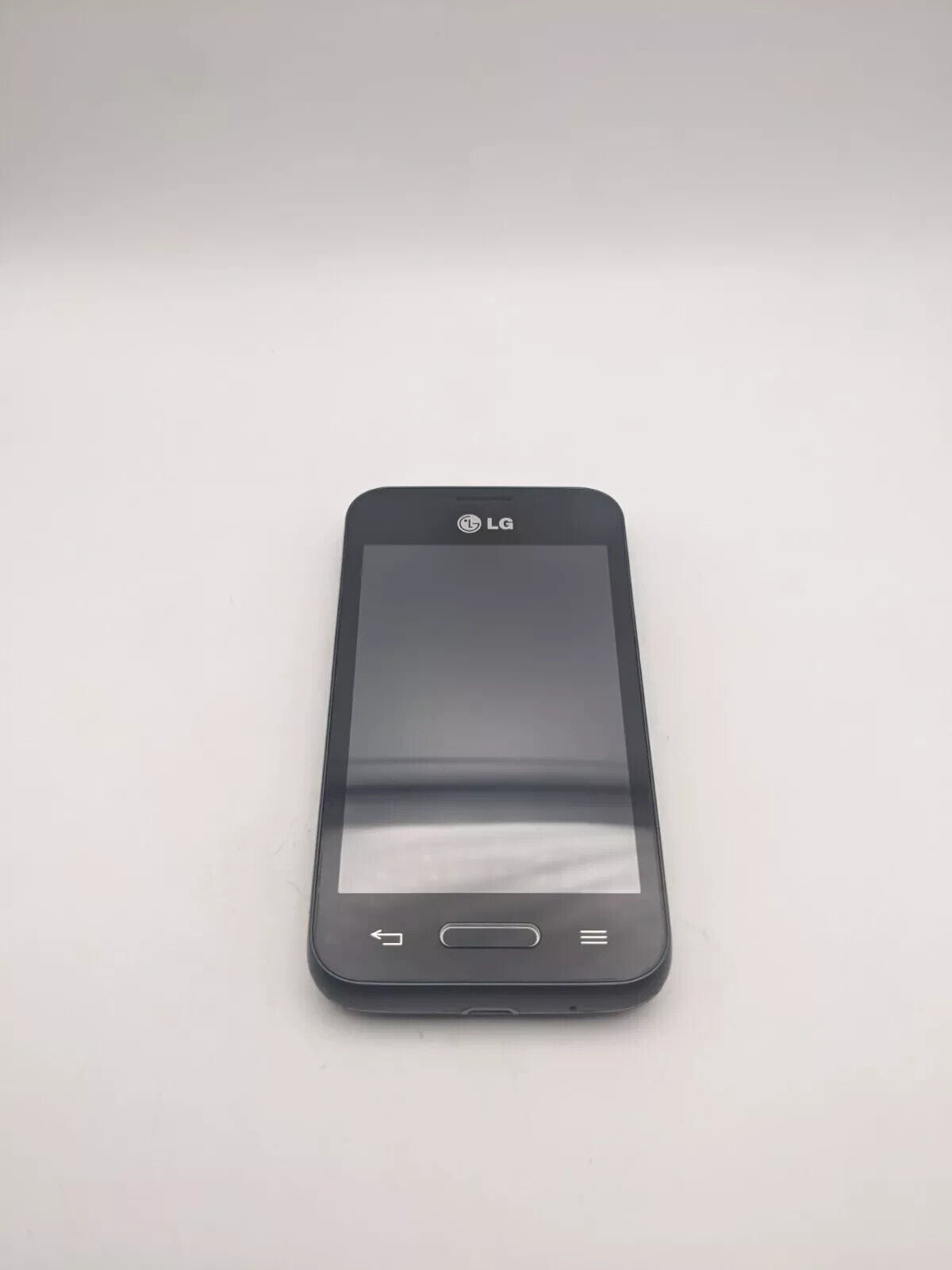 LG L40 D160 4GB Schwarz Smartphone | STARTET NICHT