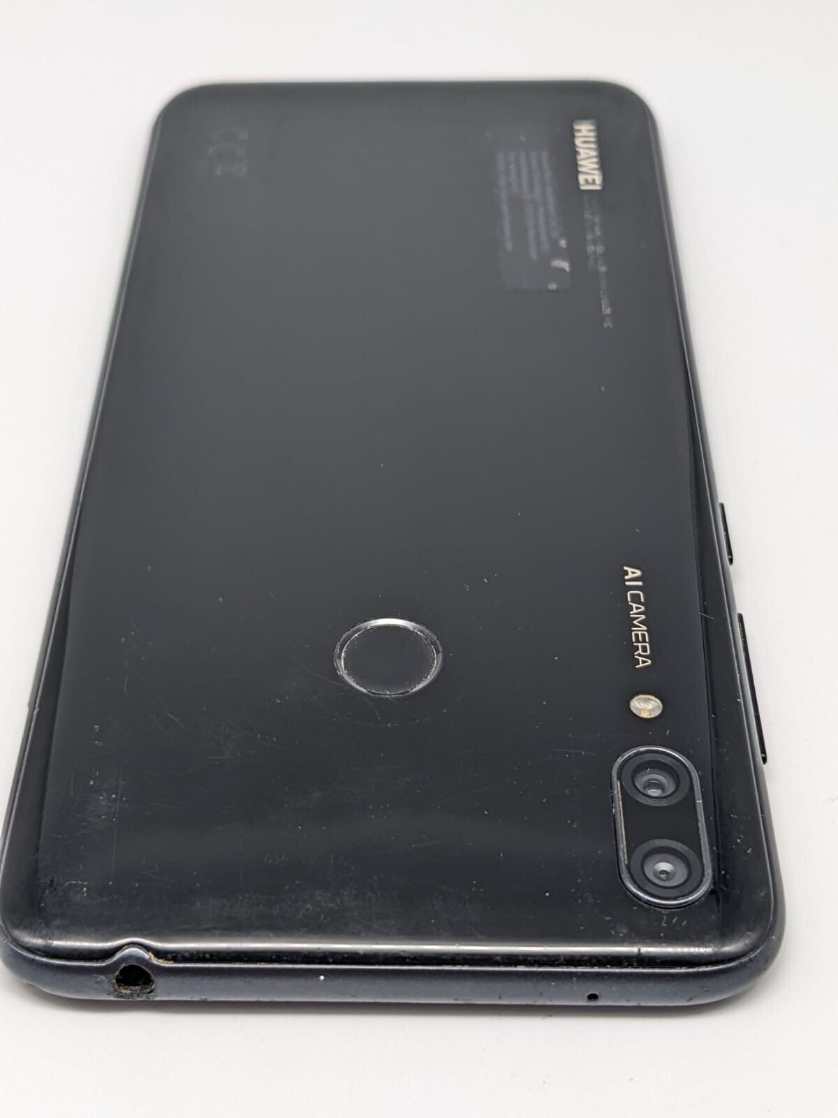 Huawei Y7 2019 DUB-LX1 Schwarz 32GB Dual Sim | DISPLAYSCHADEN
