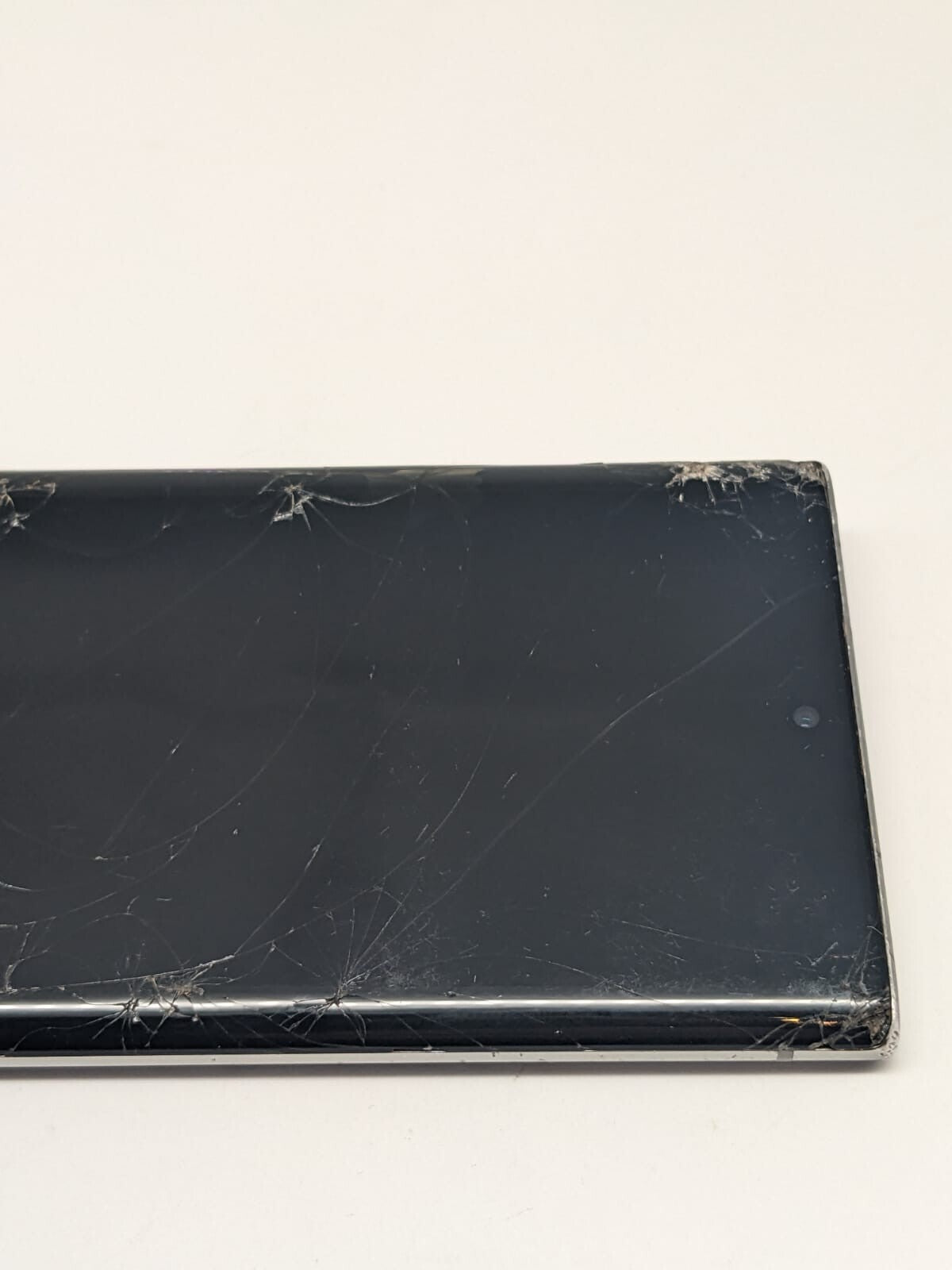 Samsung Galaxy Note10 SM-N970F/DS Silber Teilespender | LÄDT/STARTET NICHT