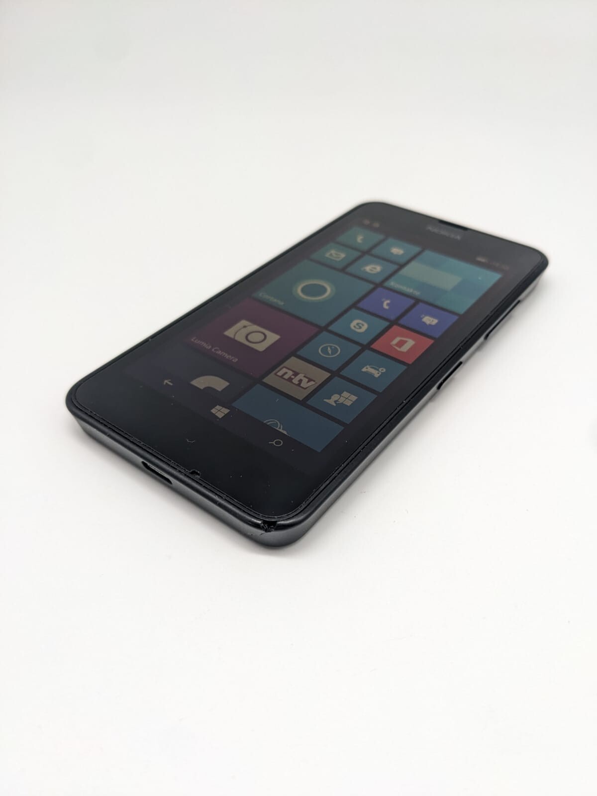 Nokia Lumia 630 8GB Schwarz Smartphone | OHNE SIMLOCK