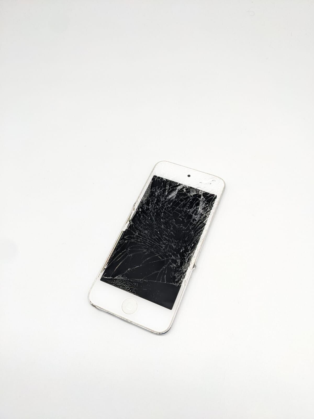 Apple iPod Touch 5. Generation Weiß A1421 | LÄDT/STARTET NICHT