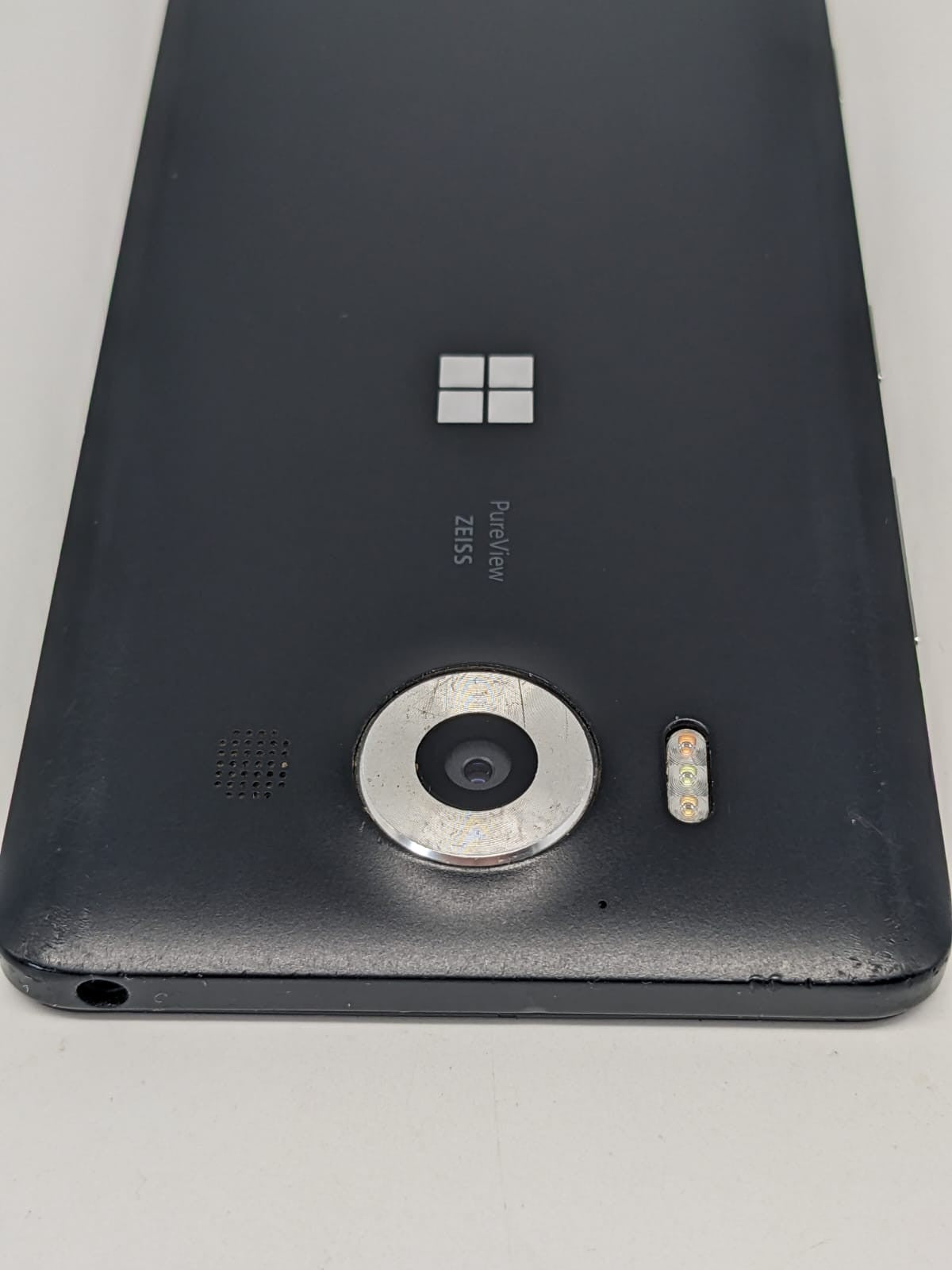 Microsoft Lumia 950 Schwarz Smartphone | OHNE AKKU | OHNE SIMLOCK
