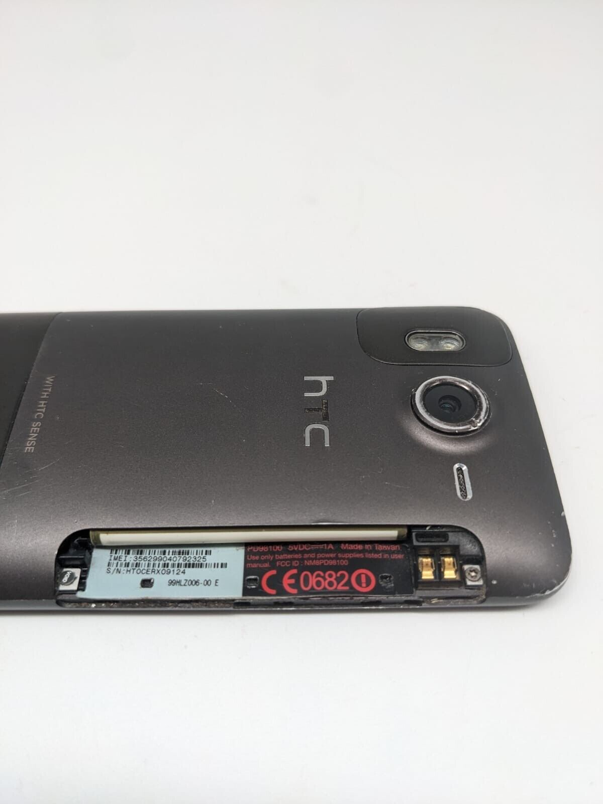 HTC DESIRE HD PD98100 Teilespender Ersatzteile Bastler | LÄDT/STARTET NICHT