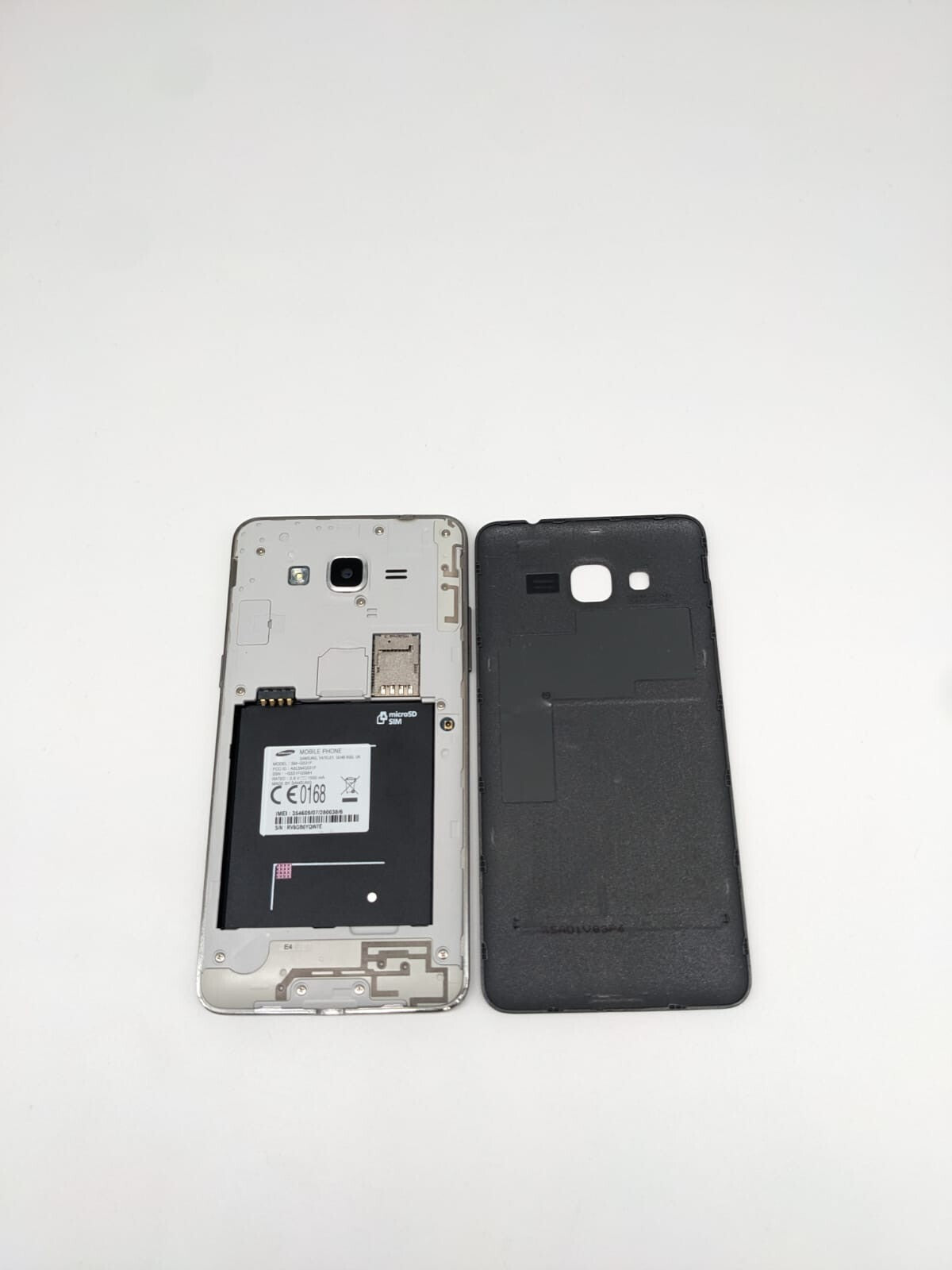 Samsung Galaxy Grand Prime SM-G531F Grau Smartphone | OHNE SIMLOCK