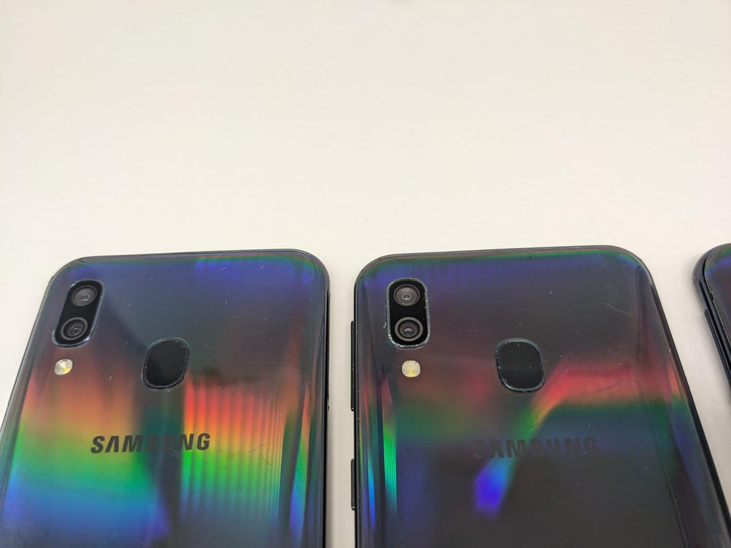 4x Samsung Galaxy A40 SM-A405FN/DS Smartphone | LÄDT/STARTET NICHT