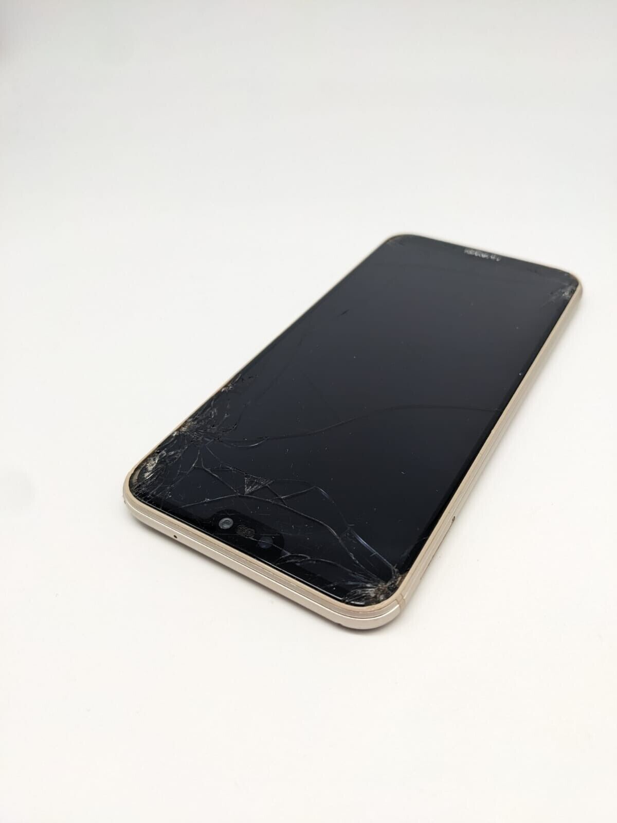 Huawei P20 Lite Gold Teilespender Ersatzteile | LÄDT/STARTET NICHT