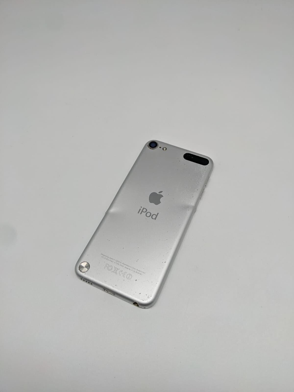 Apple iPod Touch 5. Generation Weiß A1421 | LÄDT/STARTET NICHT