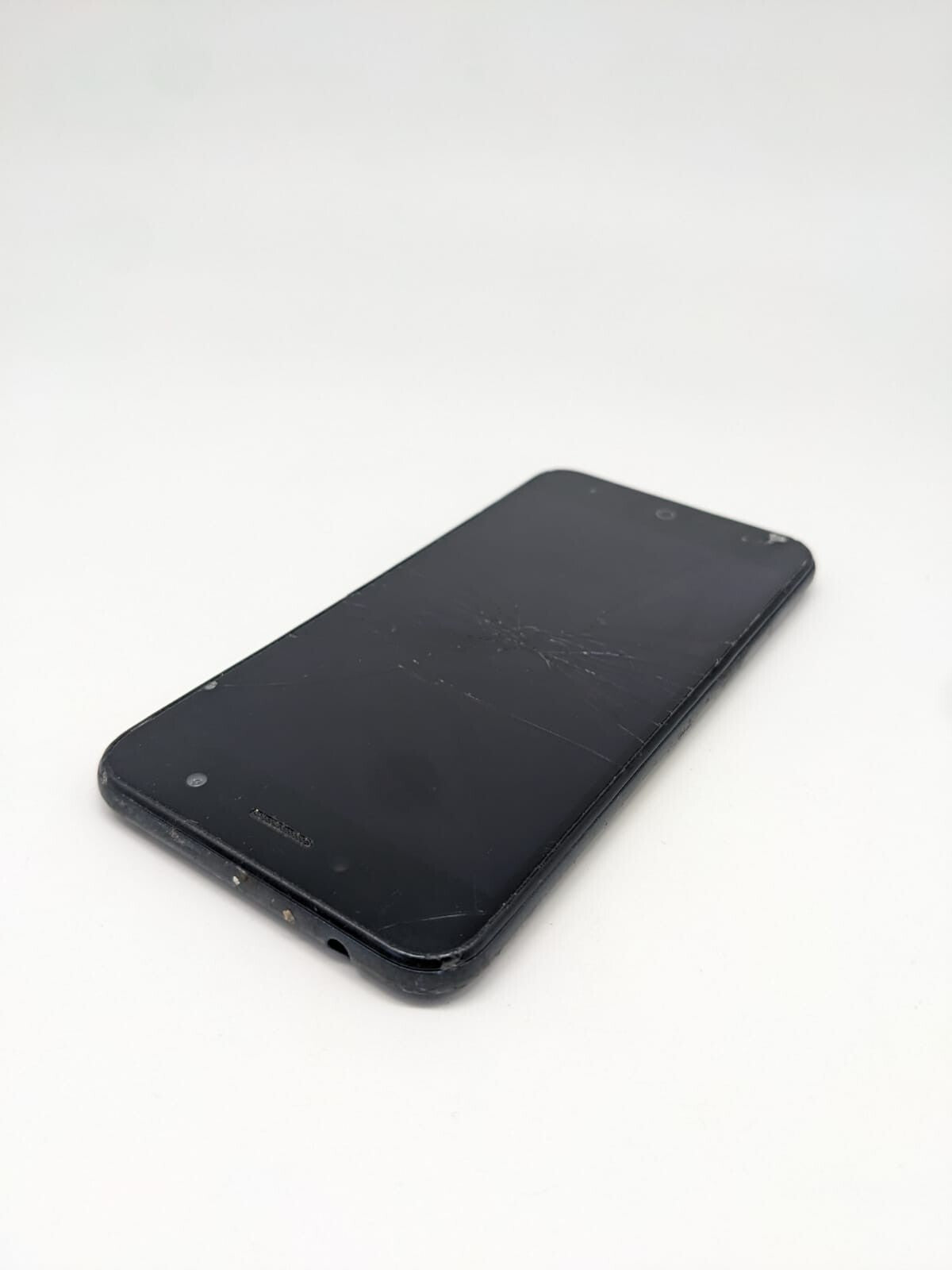 ZTE Blade A520 Dual SIM Bastler Teilespender | LÄDT/STARTET NICHT