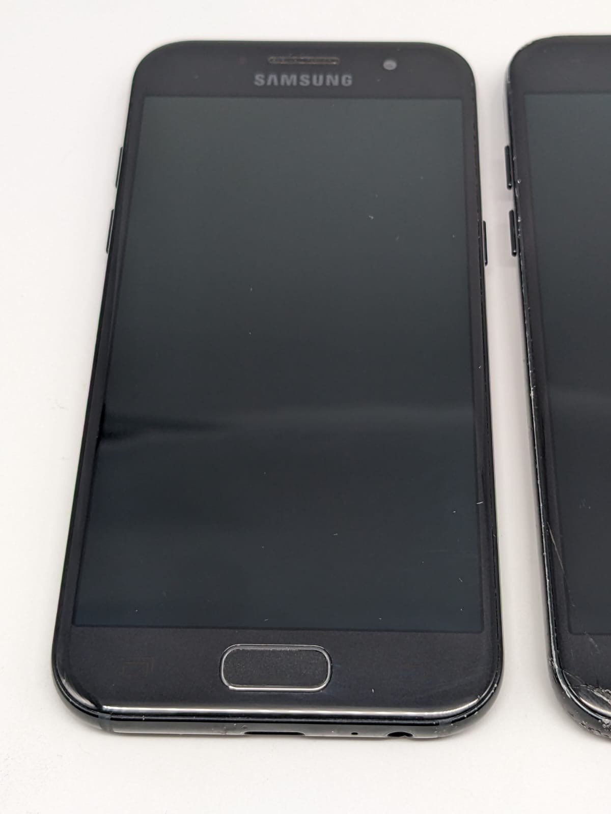 3x Samsung Galaxy A3 2017 SM-A320FL Konvolut Sammlung Posten | DEFEKT