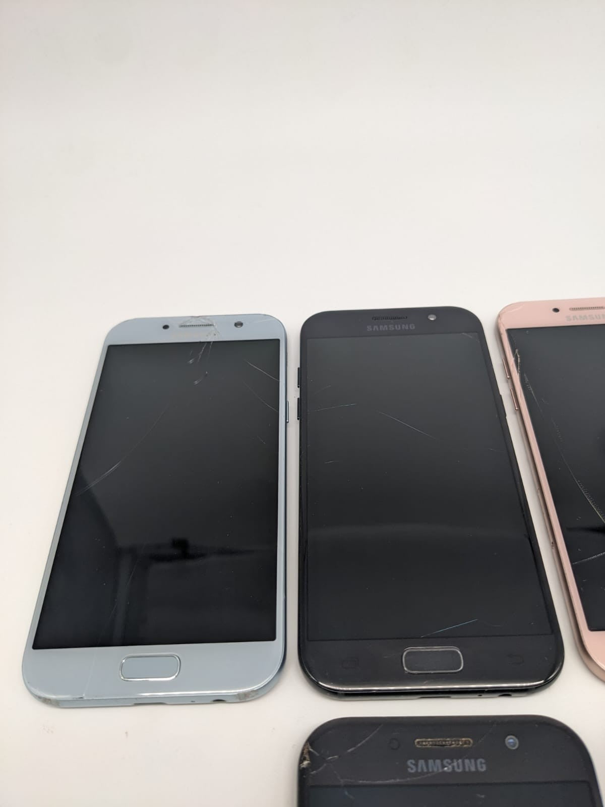 6x Samsung Galaxy A5 SM-A520F Teilespender Ersatzteile Konvolut Sammlung