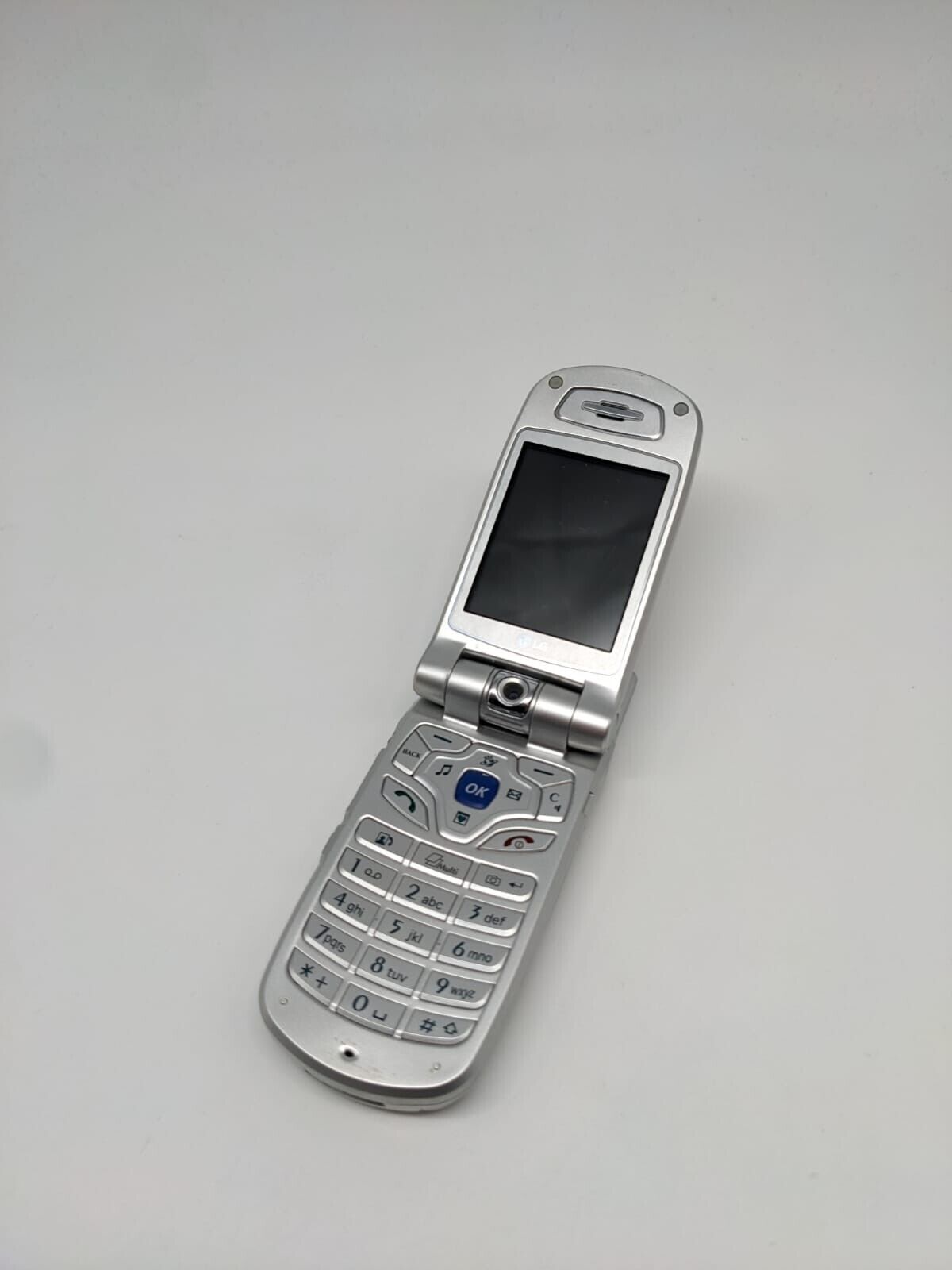 LG U8100 Silber Klapphandy  | OHNE AKKU | UNGETESTET