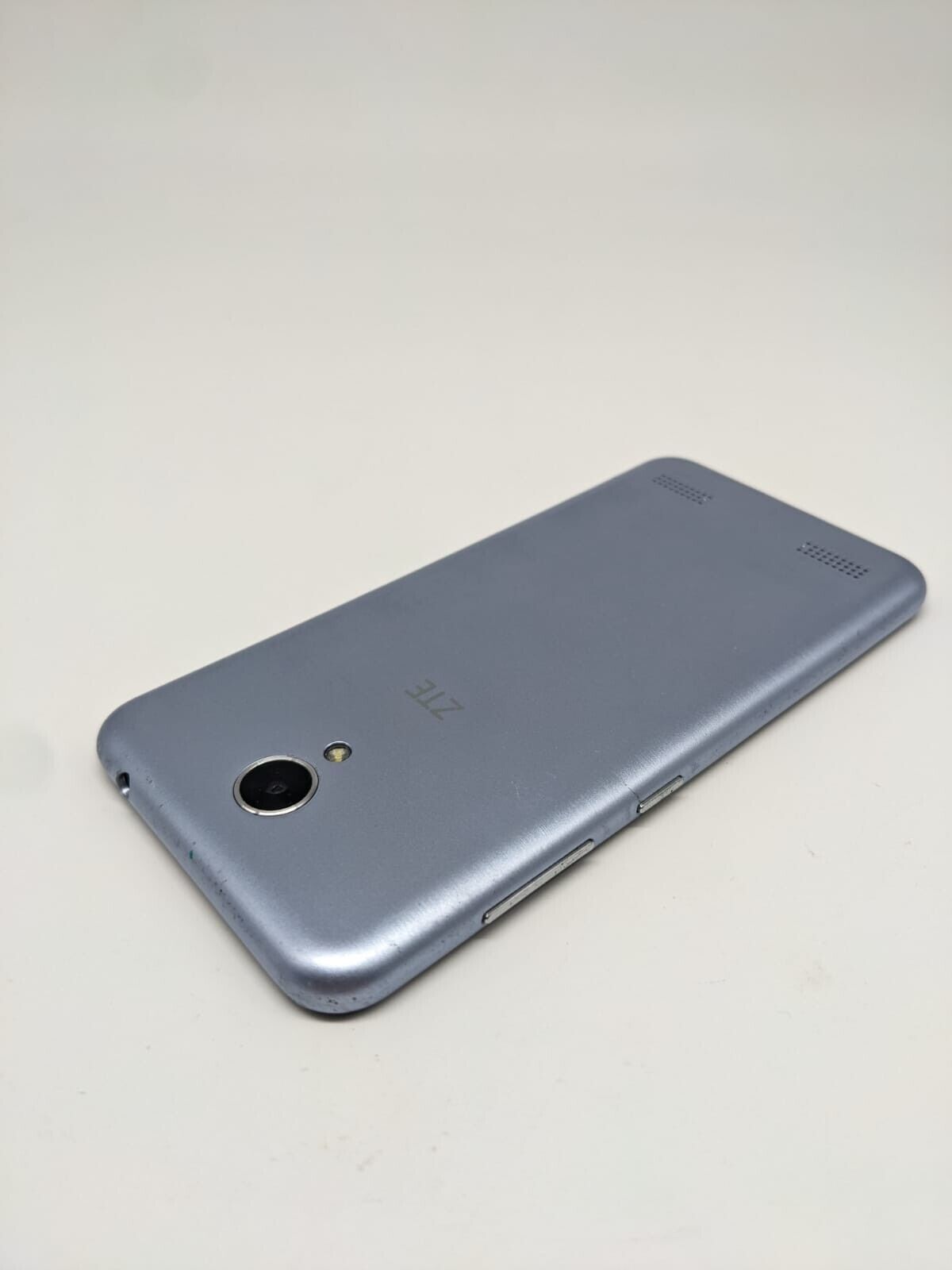 ZTE Blade A520 Dual SIM Bastler Teilespender | DISPLAY DEFEKT | PIN-SPERRE