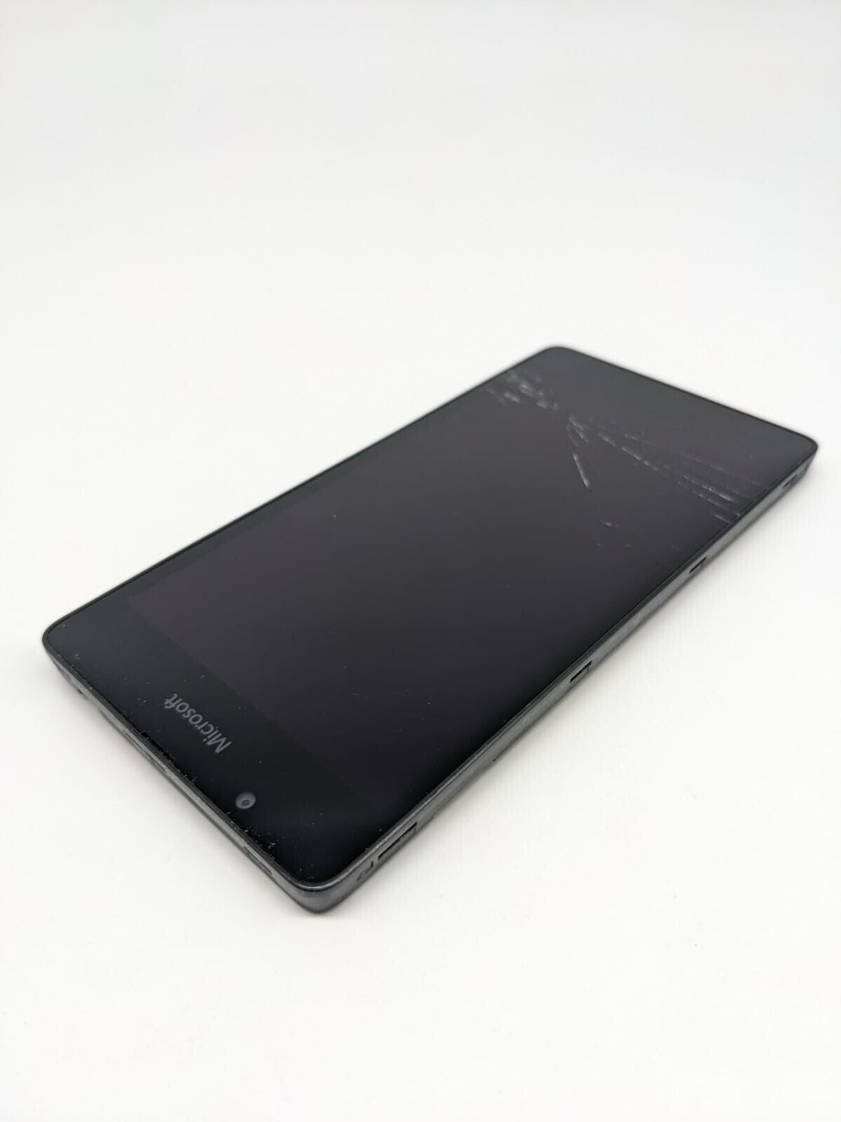 Microsoft Lumia 540 RM-1141 Schwarz Teilespender | OHNE AKKU | UNGETESTET