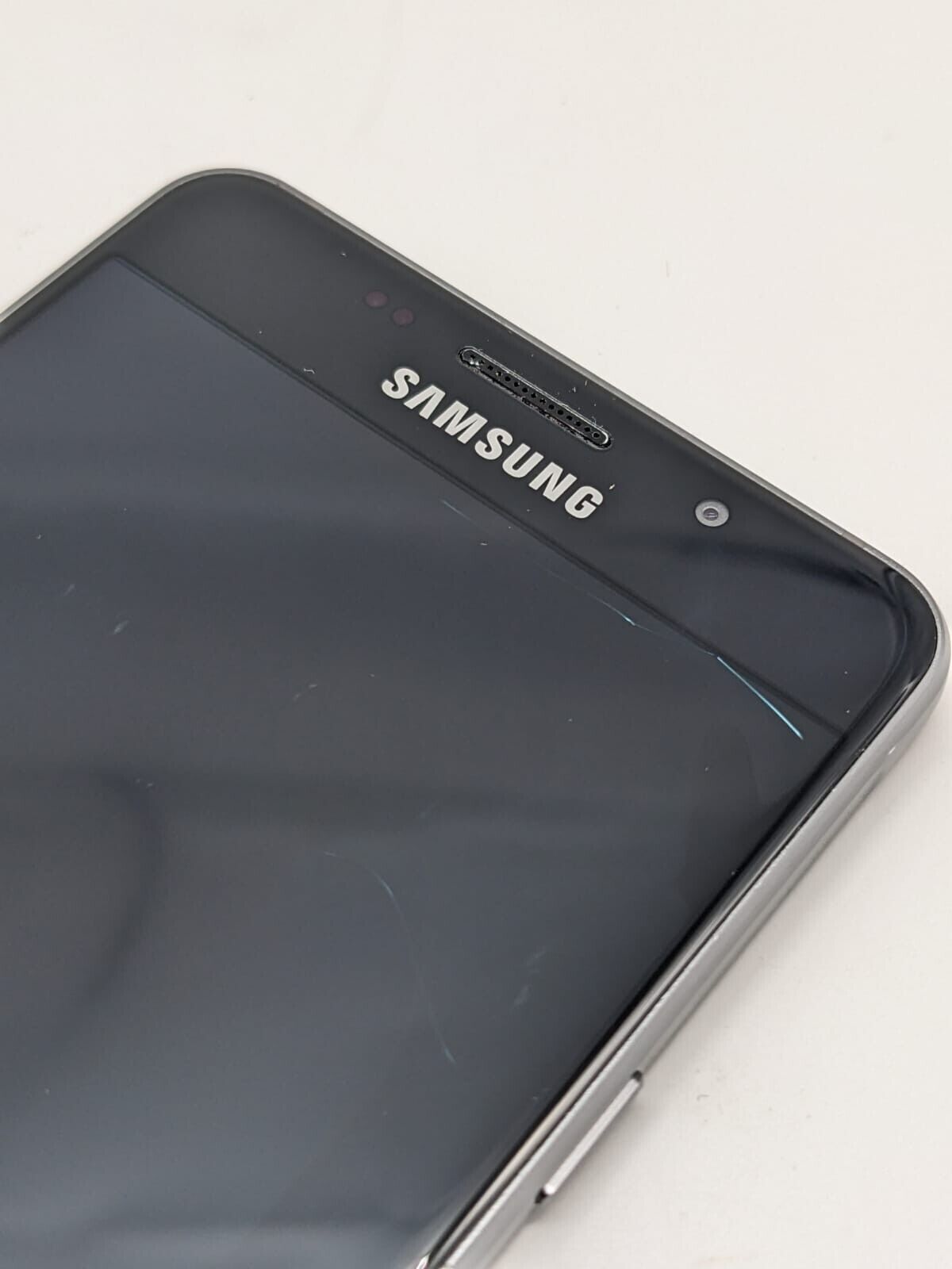 Samsung Galaxy A5 2016 SM-A510F 16GB Schwarz | LÄDT/STARTET NICHT