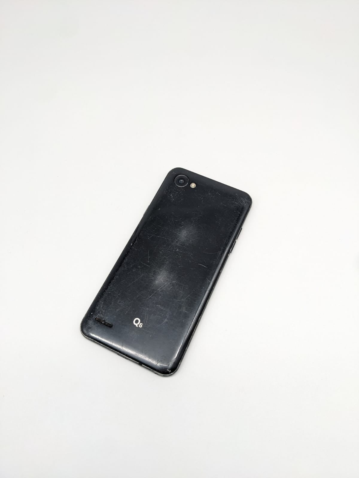 LG Q6 Schwarz Smartphone | DISPLAY-TEILDEFEKT | OHNE SIMLOCK