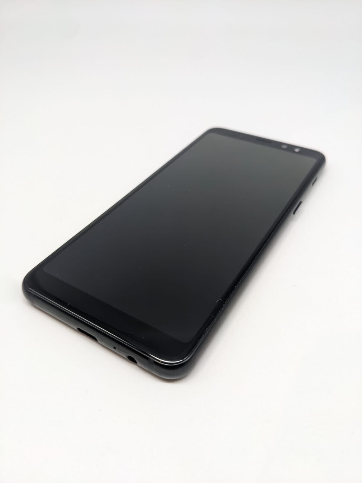 Samsung Galaxy A8 SM-A530F/DS Teilespender | LÄDT/STARTET NICHT